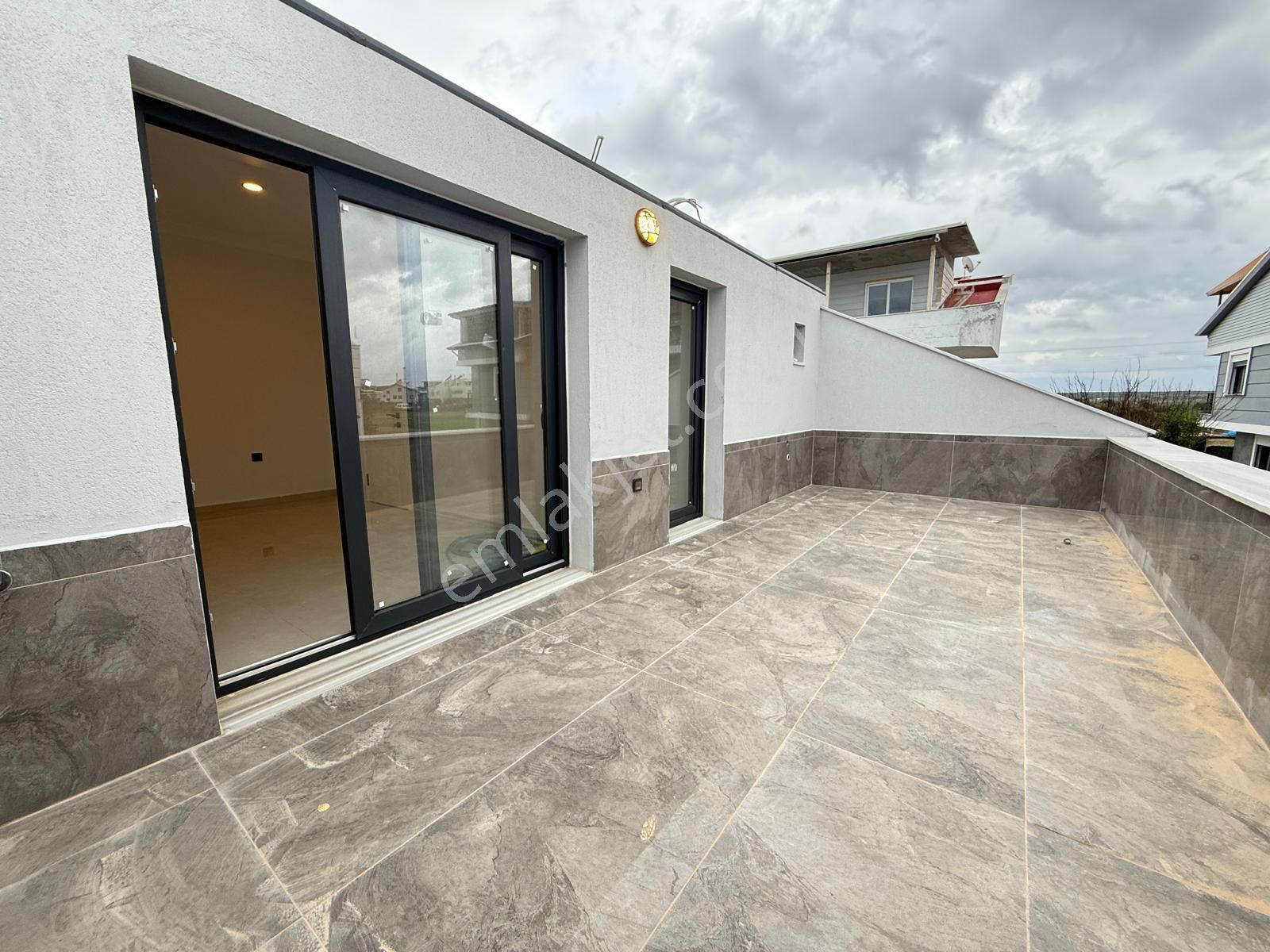 Didimde Fırsat Deniz Manzaralı 3+1 Teraslı Sıfır Villa - Görsel 32