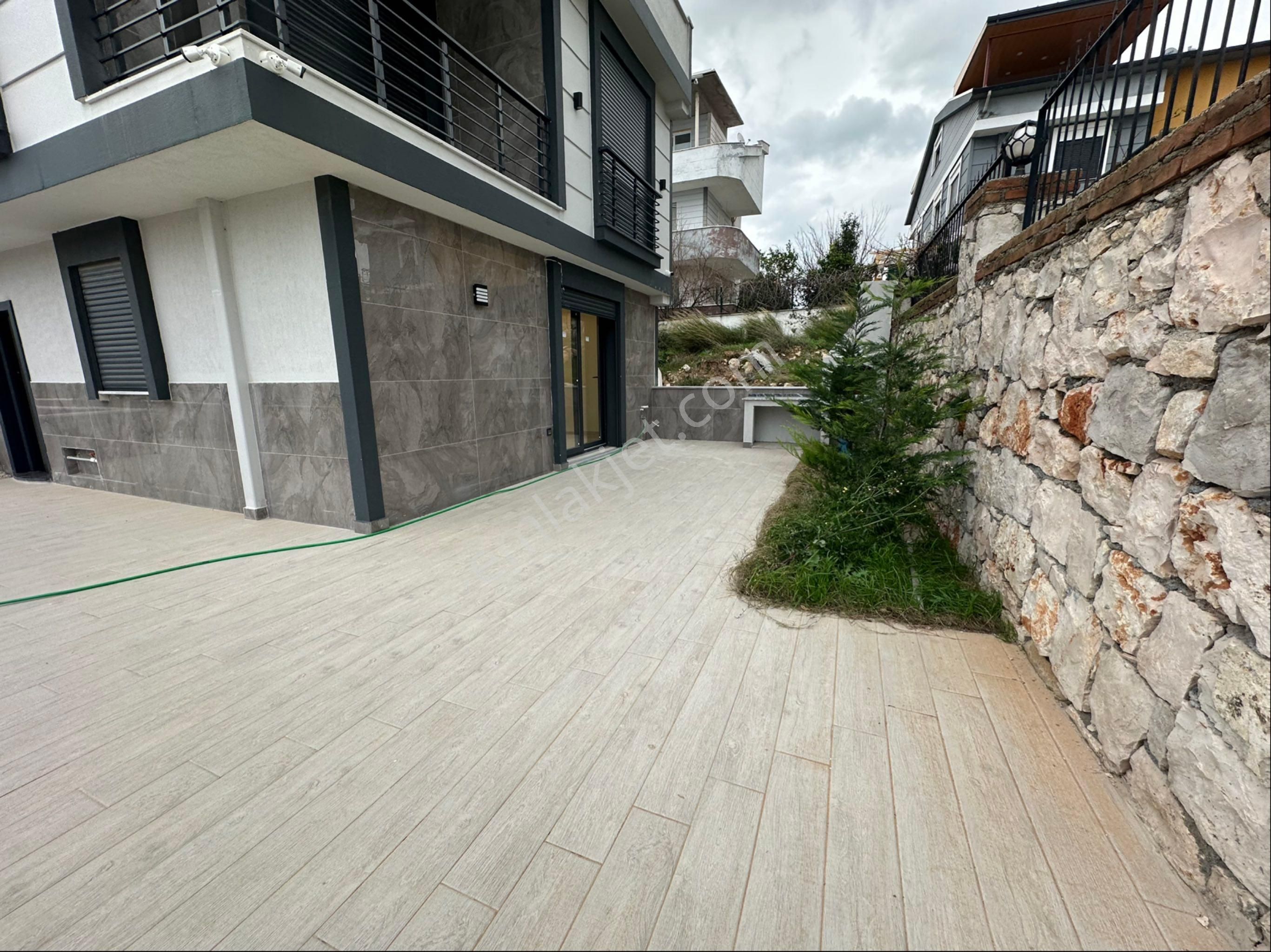 Didimde Fırsat Deniz Manzaralı 3+1 Teraslı Sıfır Villa - Görsel 3