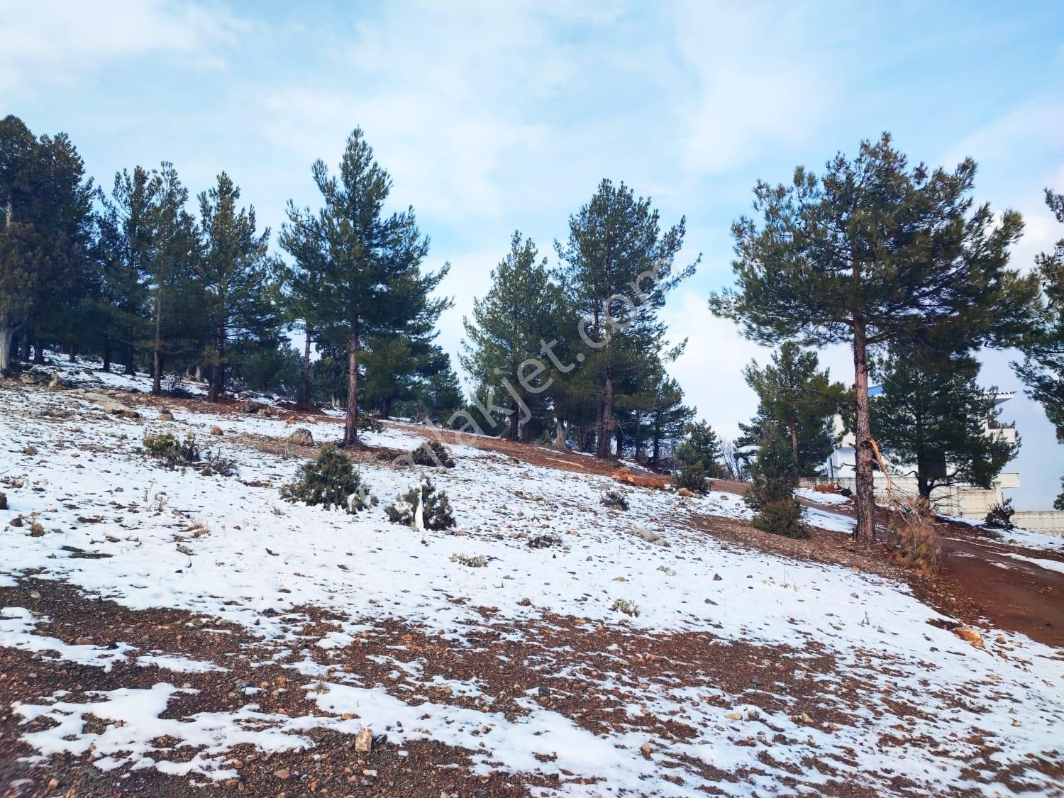 Kar Emlaktan Yenikonacık Bozkırlı Mevkiinde 370 M2 Satılık Arsa - Görsel 11