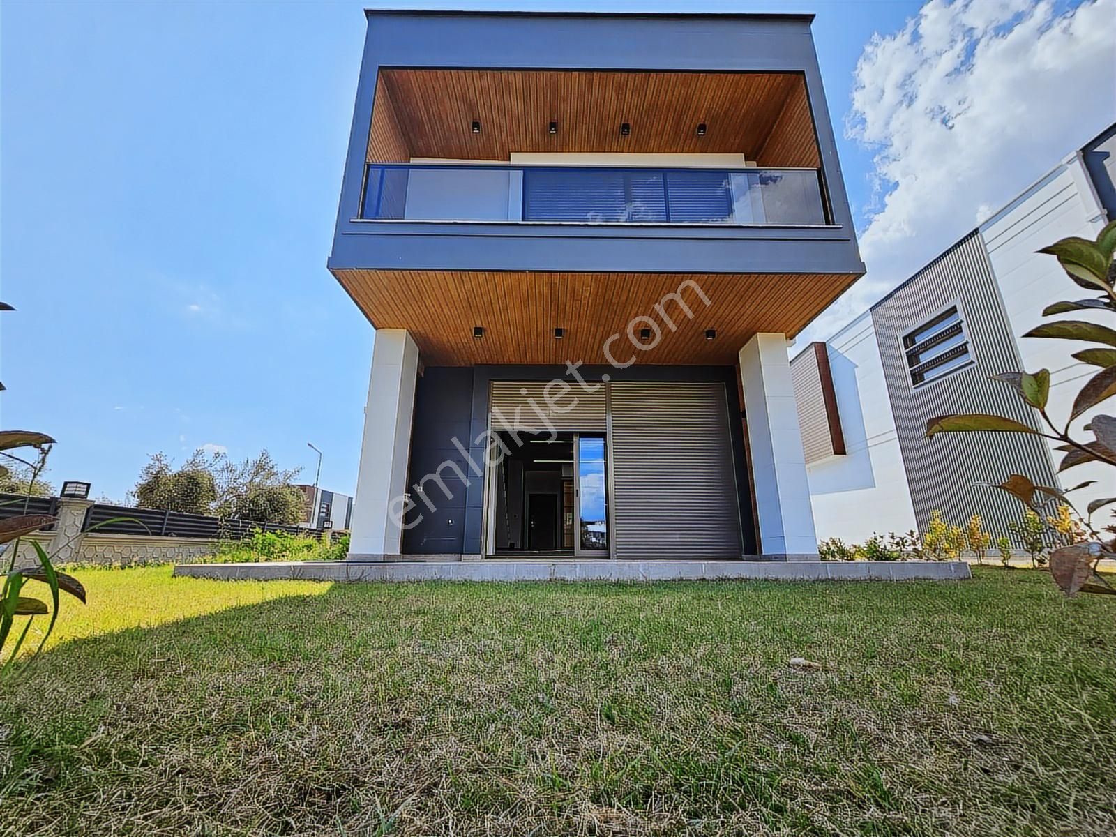 Eu Gayrimenkulden Site İçerisinde Havuzlu Tek Müstakil 3+1 Villa - Görsel 16