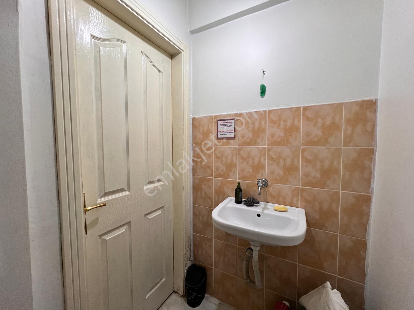 Kalecik Emlak'tan Ara Kat'da Güney Cephe Çift Balkonlu 3+1 - Görsel 17