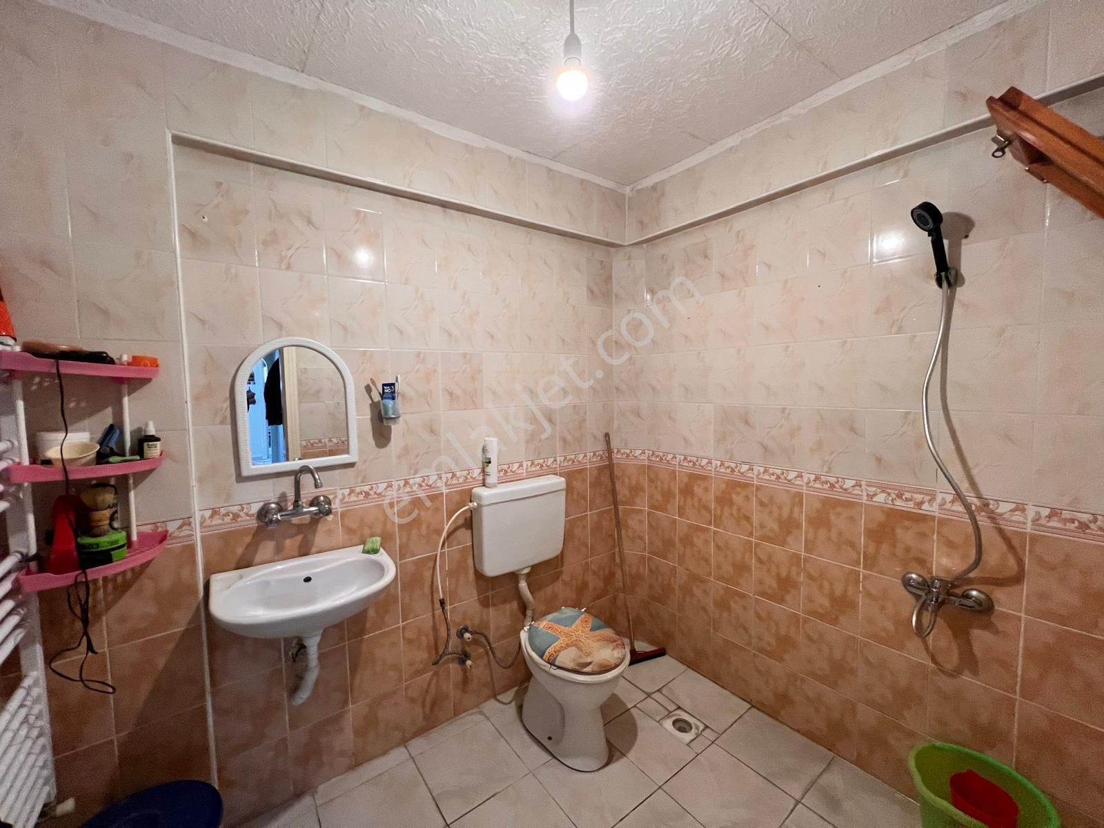 Kalecik Emlak'tan Ara Kat'da Güney Cephe Çift Balkonlu 3+1 - Görsel 18