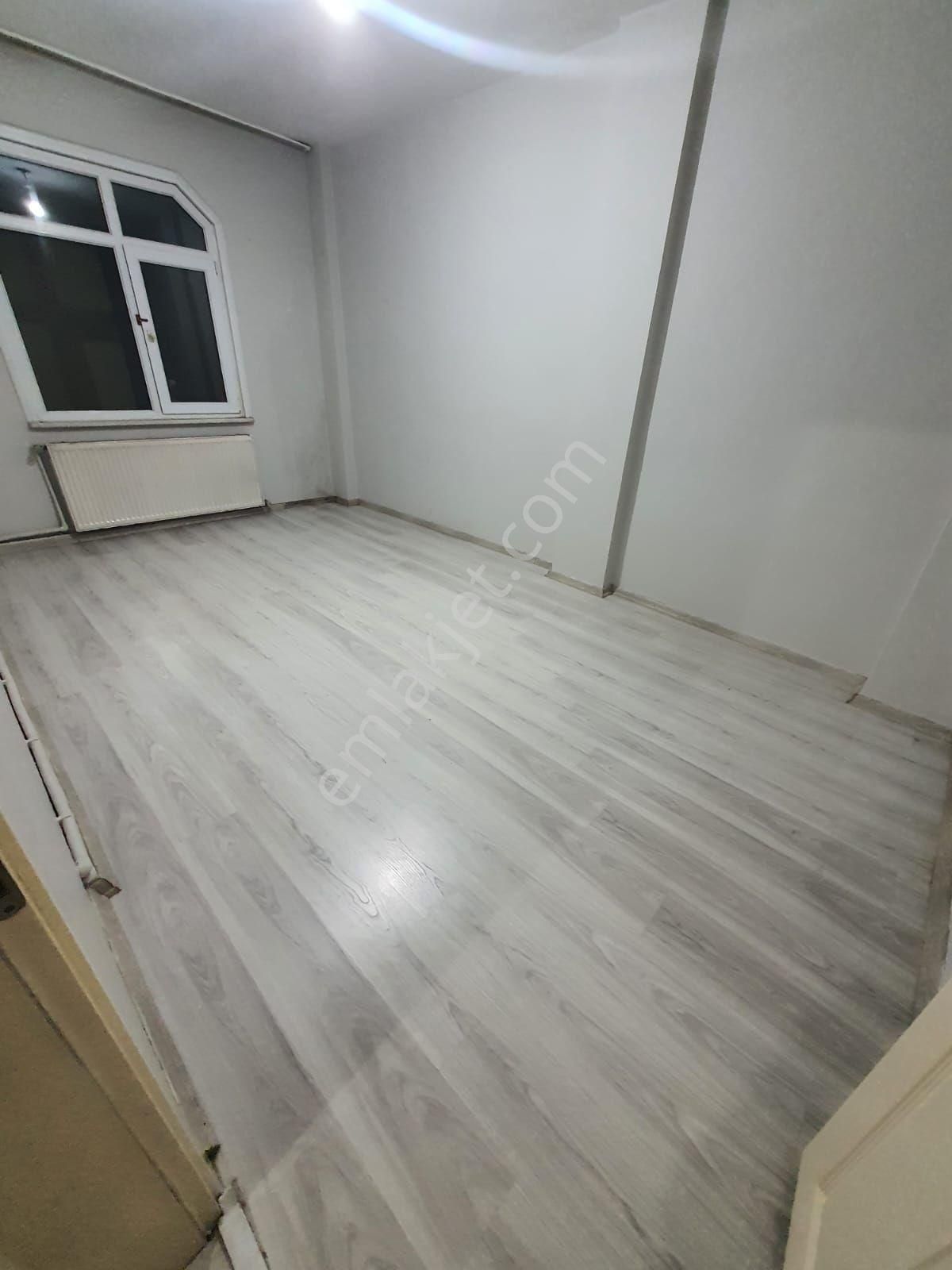 Bağcılar Fatih Mah. Kiralık 2+1 Daire - Görsel 2