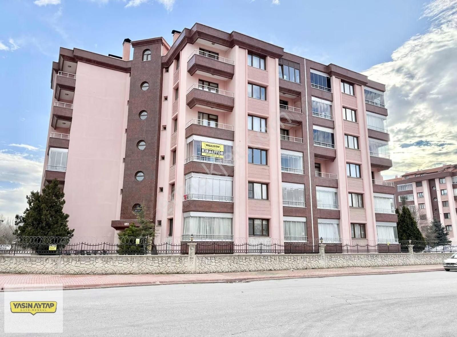 Buhara Mah. Yeni Stadyum Yakını Site İçi Geniş 3+1 Ara Kat Daire