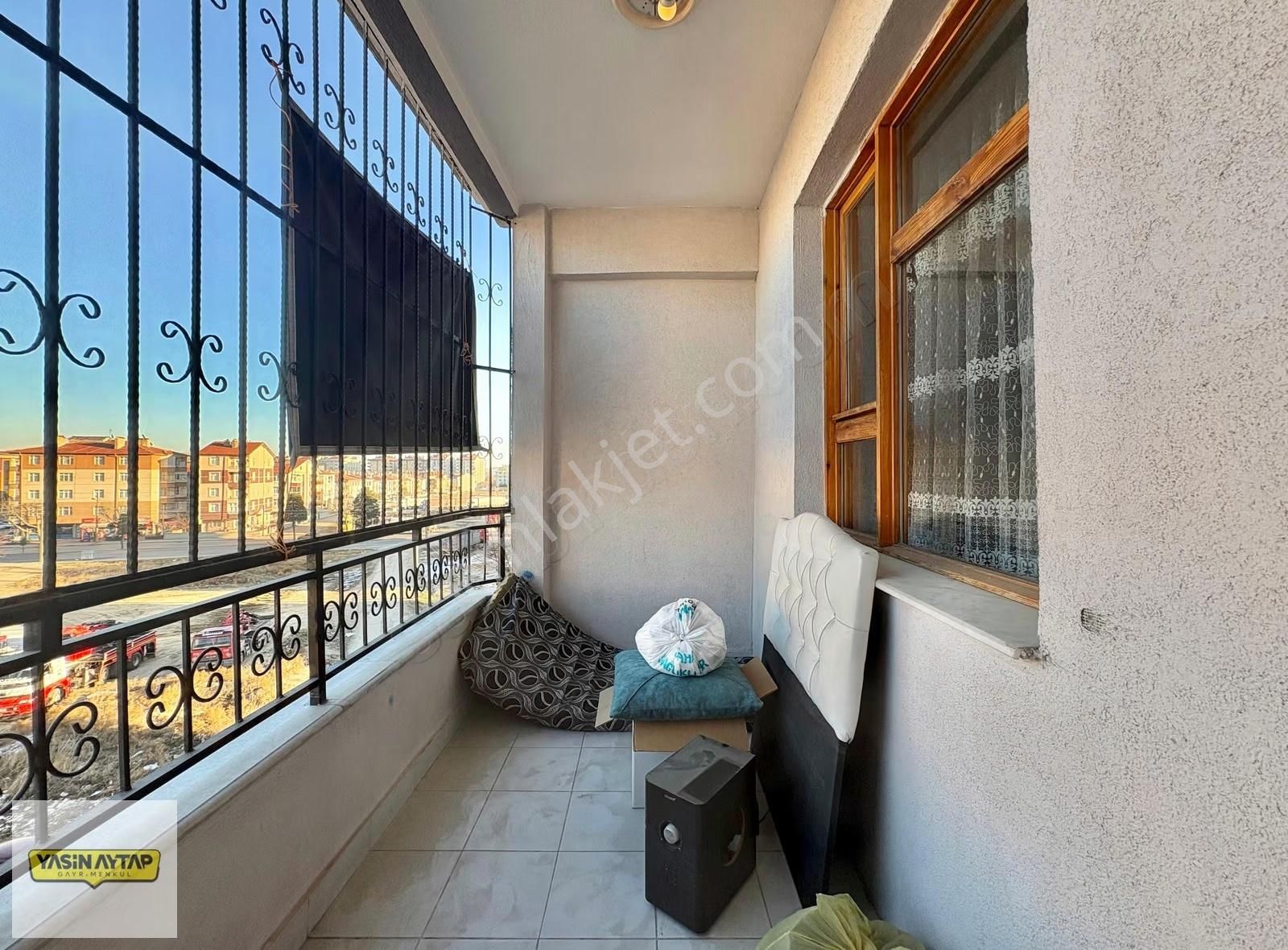 Emin Evime Uygun Bakımlı Ara Kat Satılık 4+1 Geniş Daire - Görsel 10