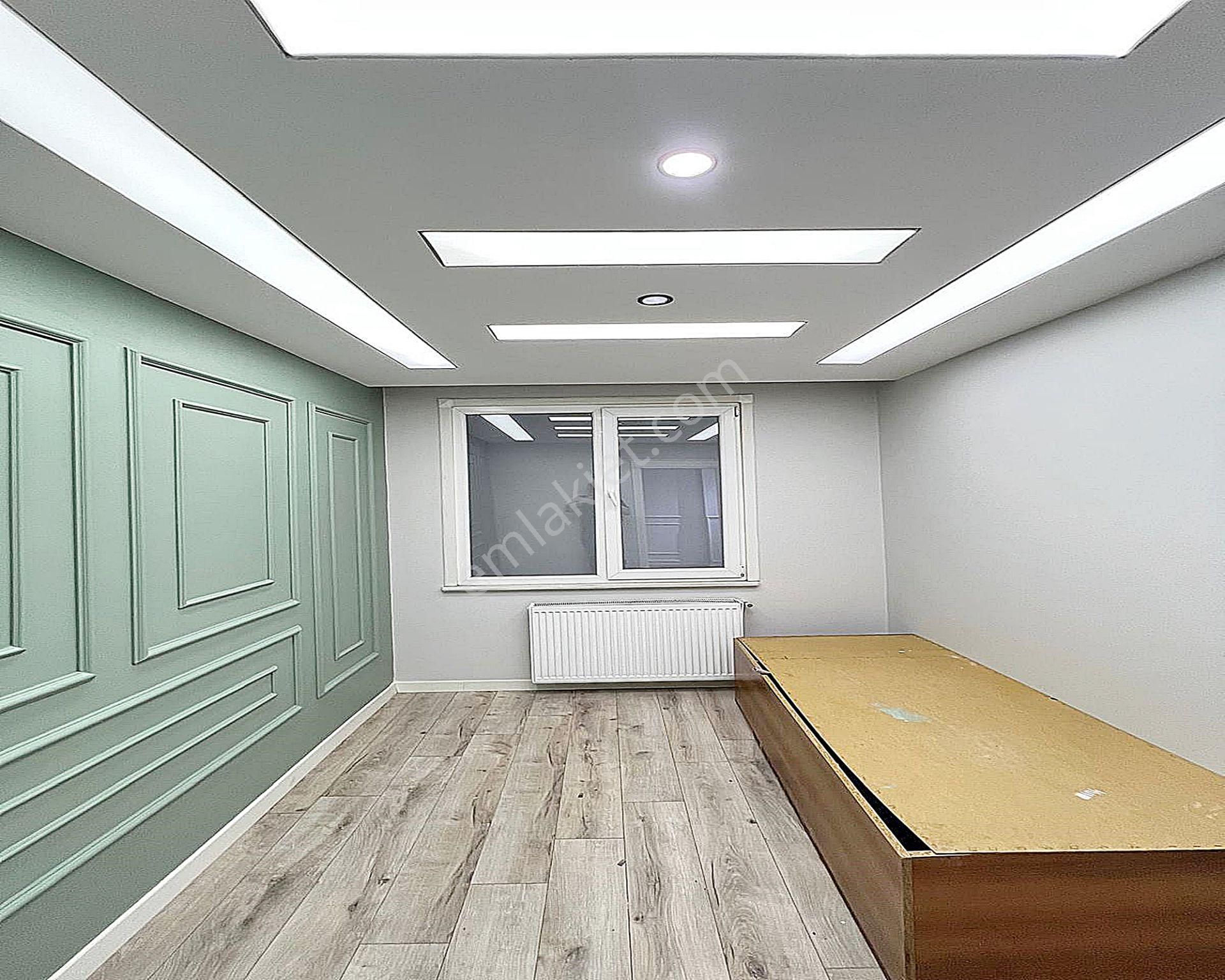 Metrobüse Çok Yakın Acil Satılık 2+1 Bahçe Katı Yüksek Kredi İmkanı İle ! - Görsel 21