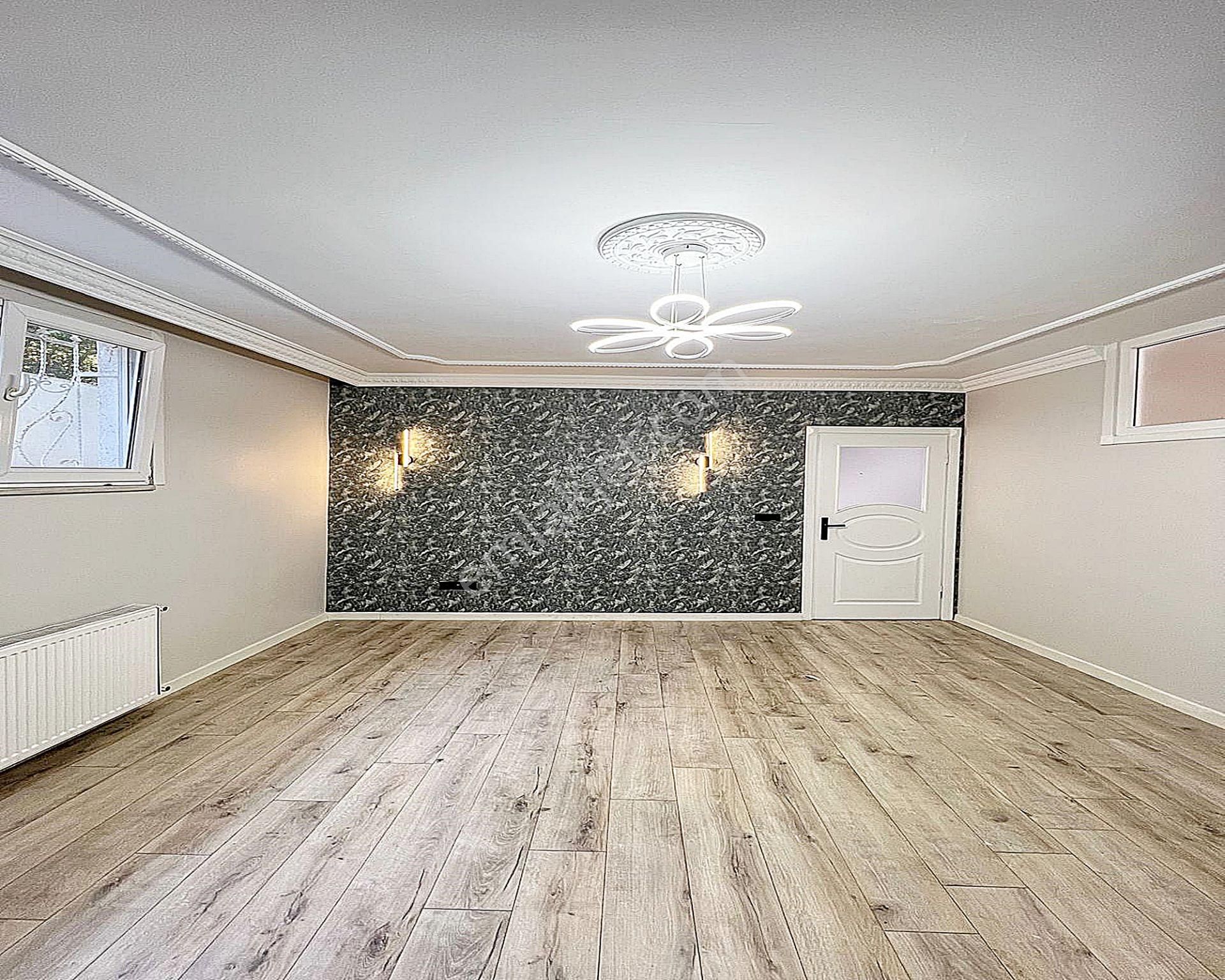 Metrobüse Çok Yakın Acil Satılık 2+1 Bahçe Katı Yüksek Kredi İmkanı İle ! - Görsel 19