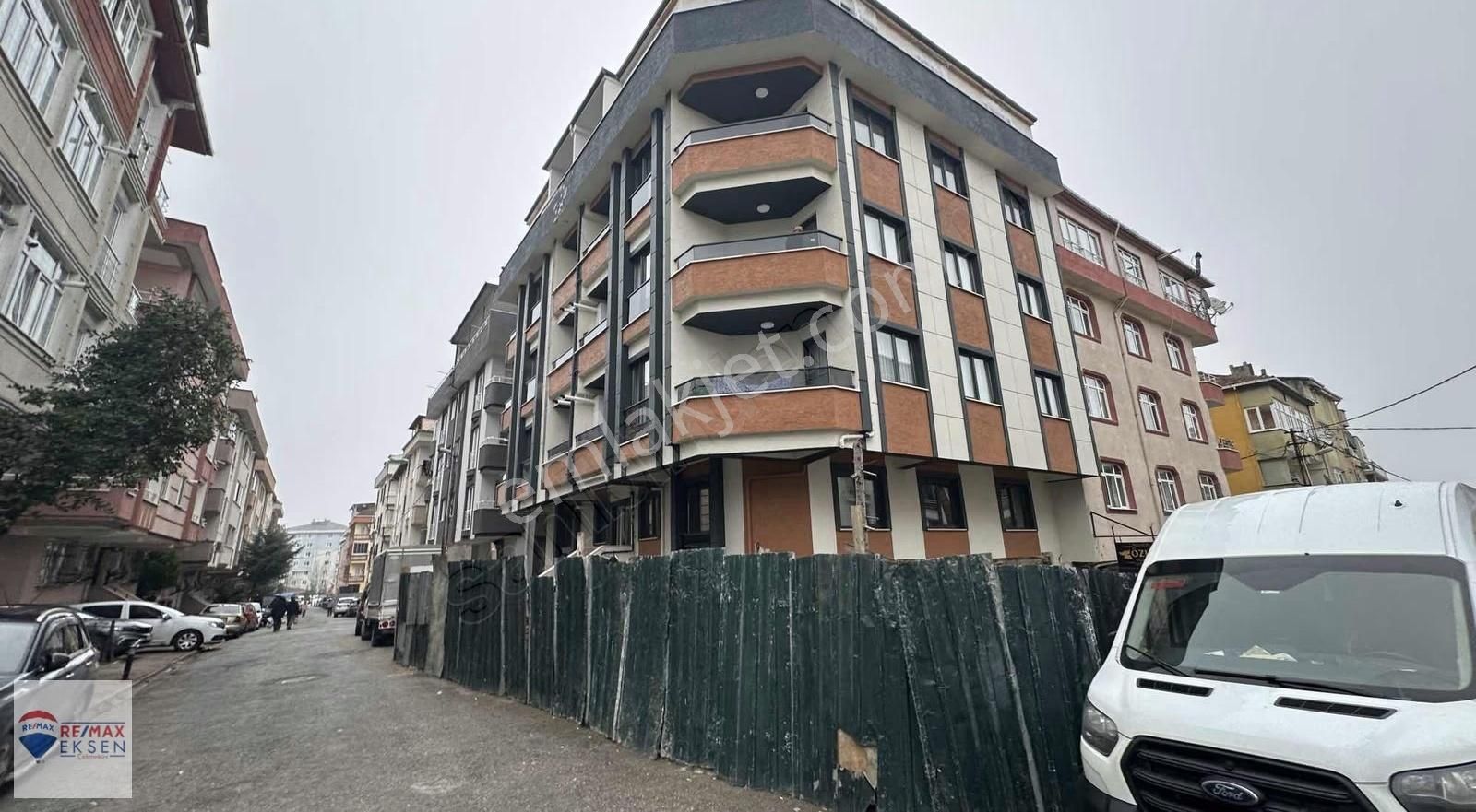 Çekmeköy Mehmetakif Mahallesi Merkezi Konum Kiralık 2+1 Daire - Görsel 5