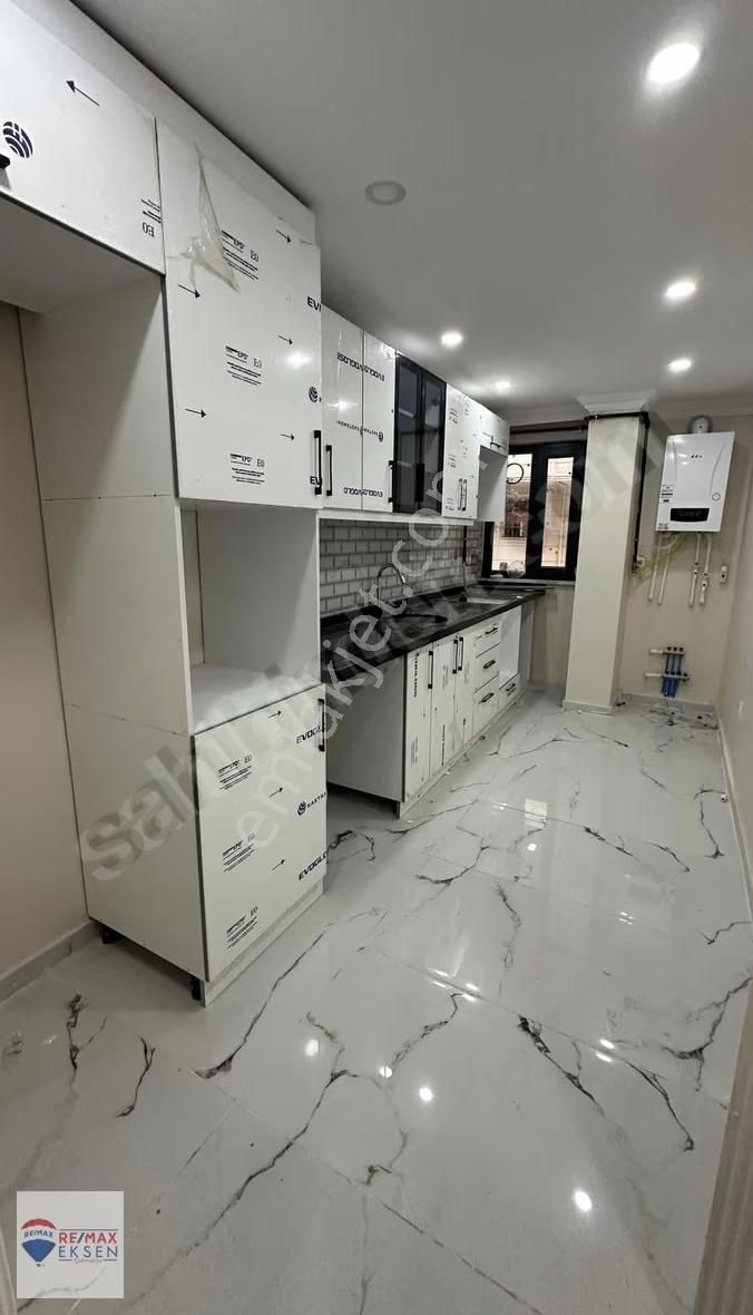 Çekmeköy Mehmetakif Mahallesi Merkezi Konum Kiralık 2+1 Daire - Görsel 6