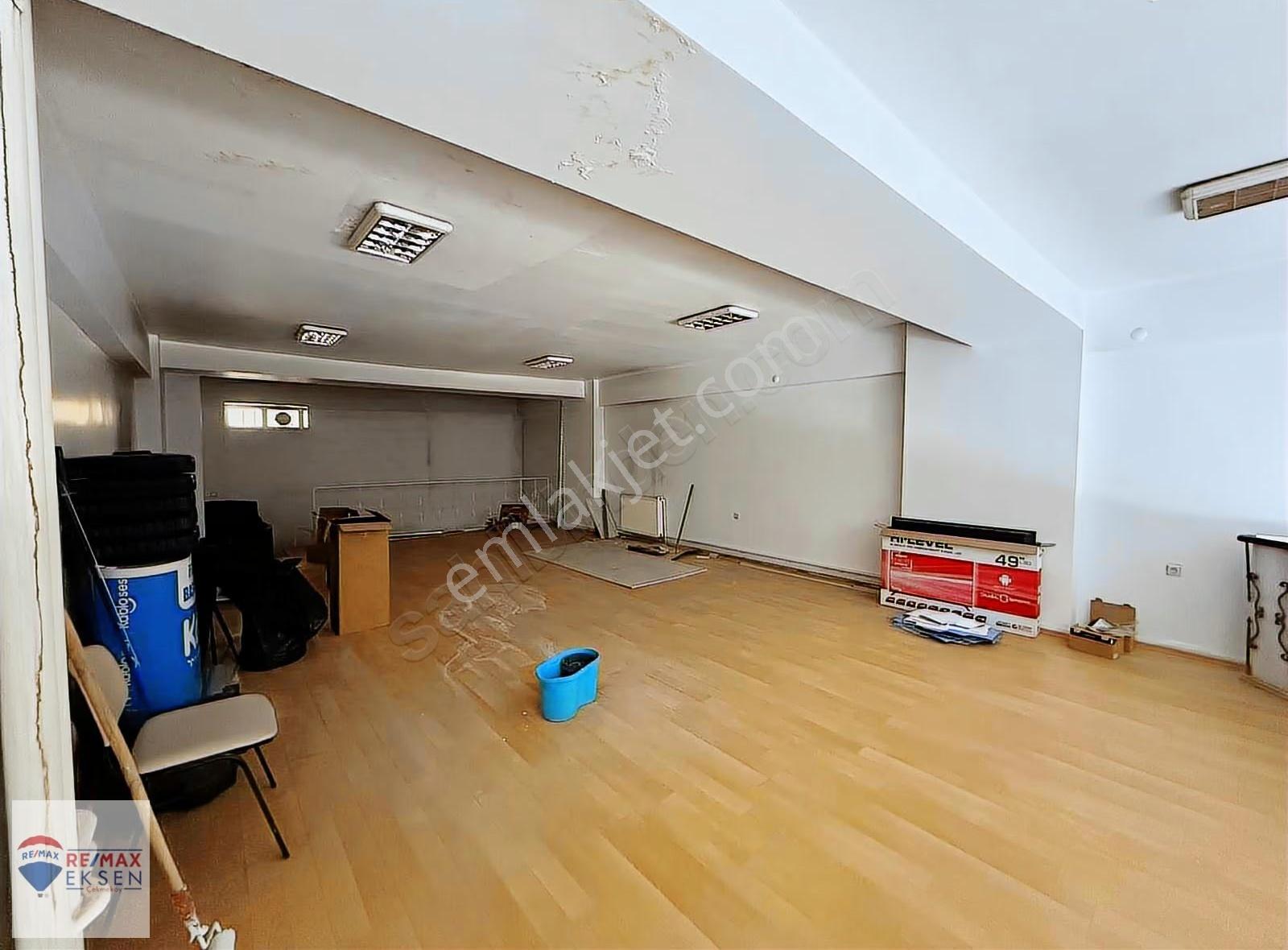 Bosna Caddesı Kurumsal Kiracılı Yatırımlık Satılık Dükkan - Görsel 9