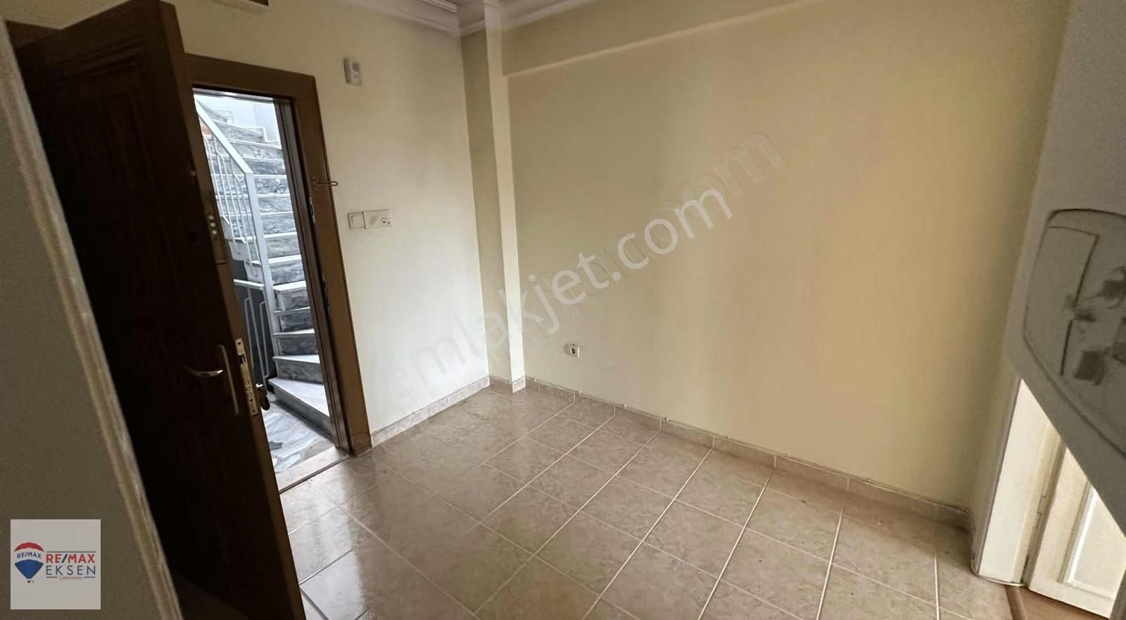 Hasanpaşa'da Metrobüs'e Yakın Kiralık Daire - Görsel 9