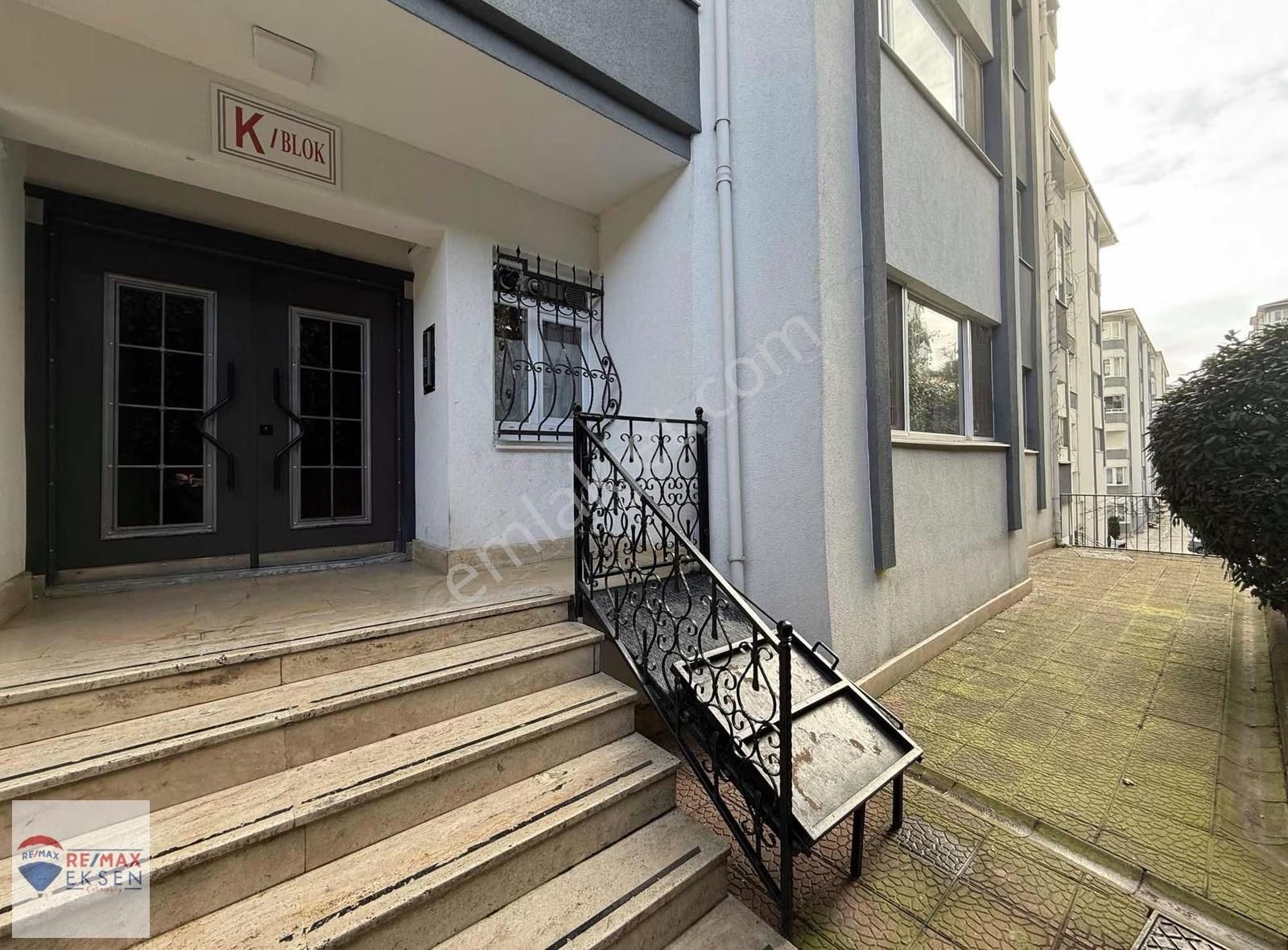 Üsküdar Ferahta Site İçinde 3+1 Yenilenmiş Kiralık Daire - Görsel 28