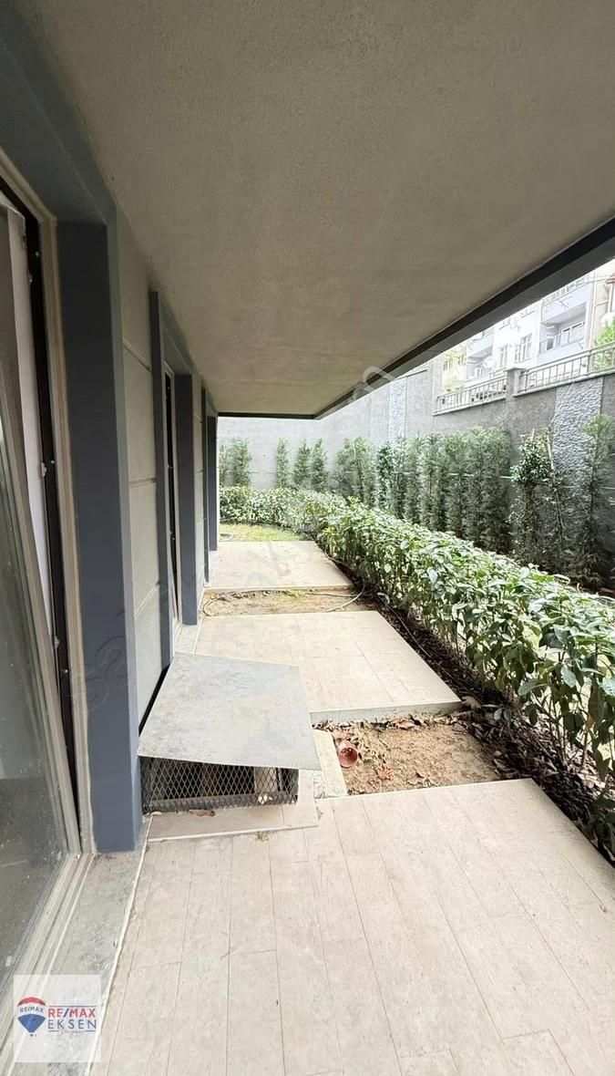 Çengelköy Hasbahçe Evlerı Lüks Bahçe Katı Sıfır 4+1 Satılık - Görsel 3