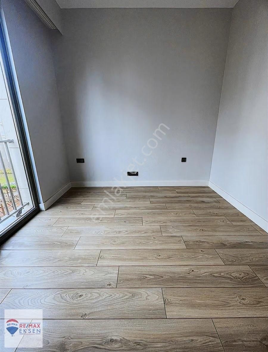 Emlak Konut Çınarköy Evleri Emine Göktürk,ten Peyzaj Cephe 1+1 - Görsel 11