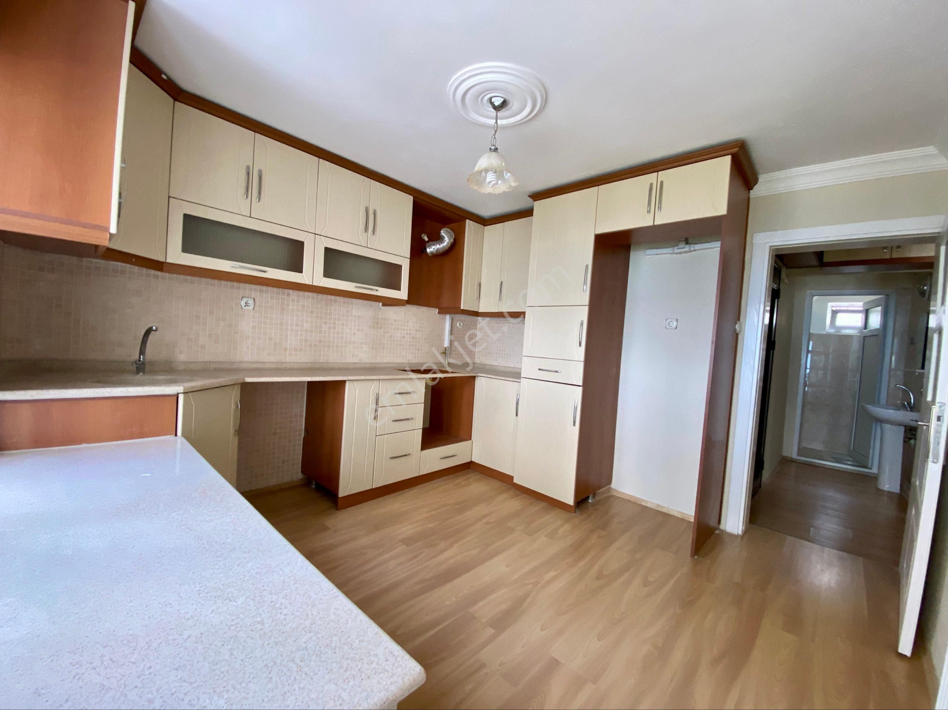 Eab’den Aydın Kiralık 3+1 130 M2 1.kat Kurtuluş Mah. Doğalgazlı İçi Yapılı Daire - Görsel 3