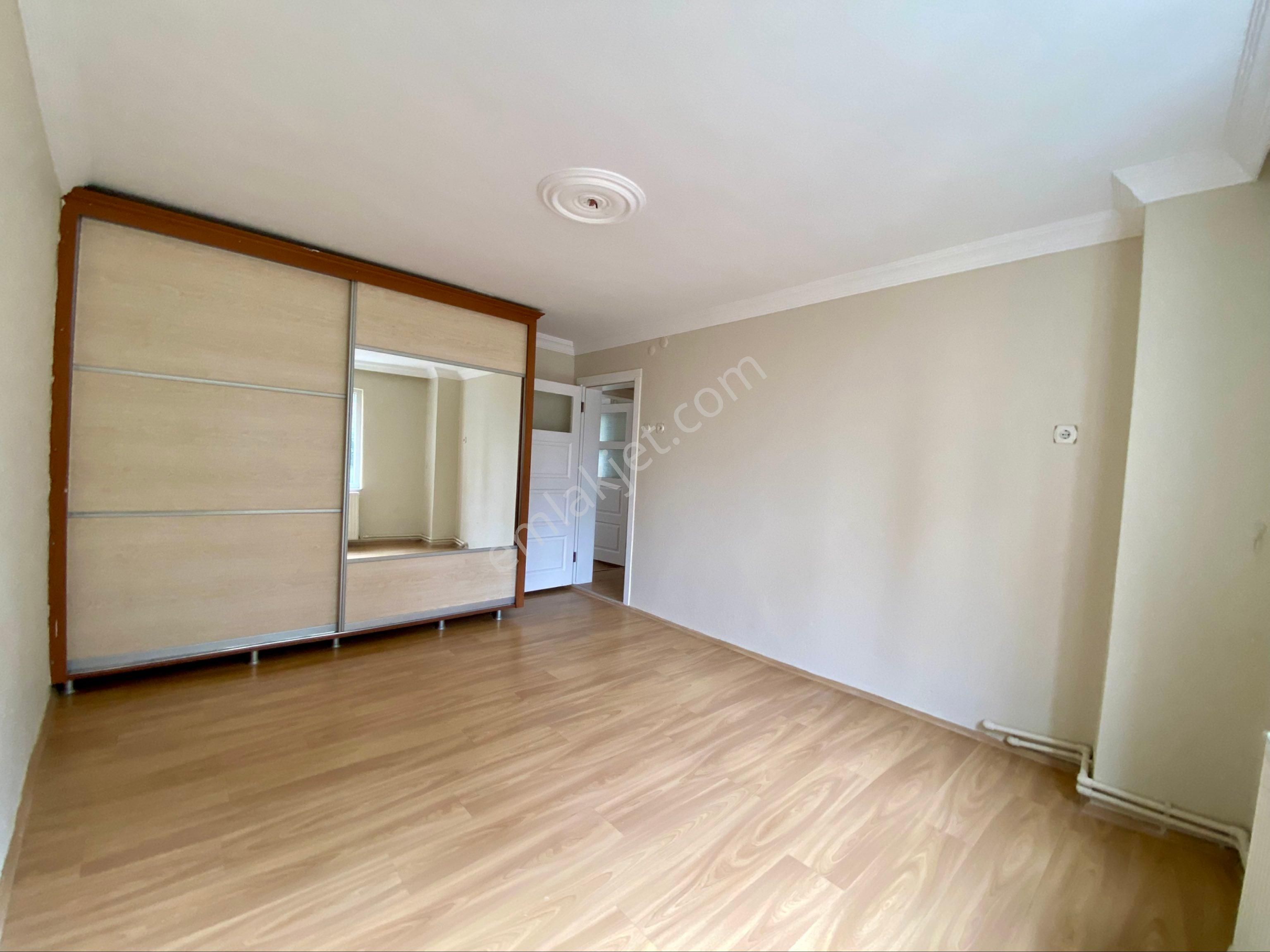 Eab’den Aydın Kiralık 3+1 130 M2 1.kat Kurtuluş Mah. Doğalgazlı İçi Yapılı Daire - Görsel 9