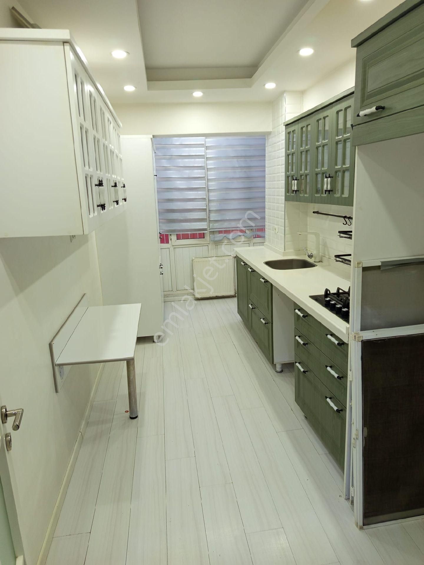 Şenlik Mah Kiralık 3+1 Yapılı Geniş Ferah Yüksek Giriş