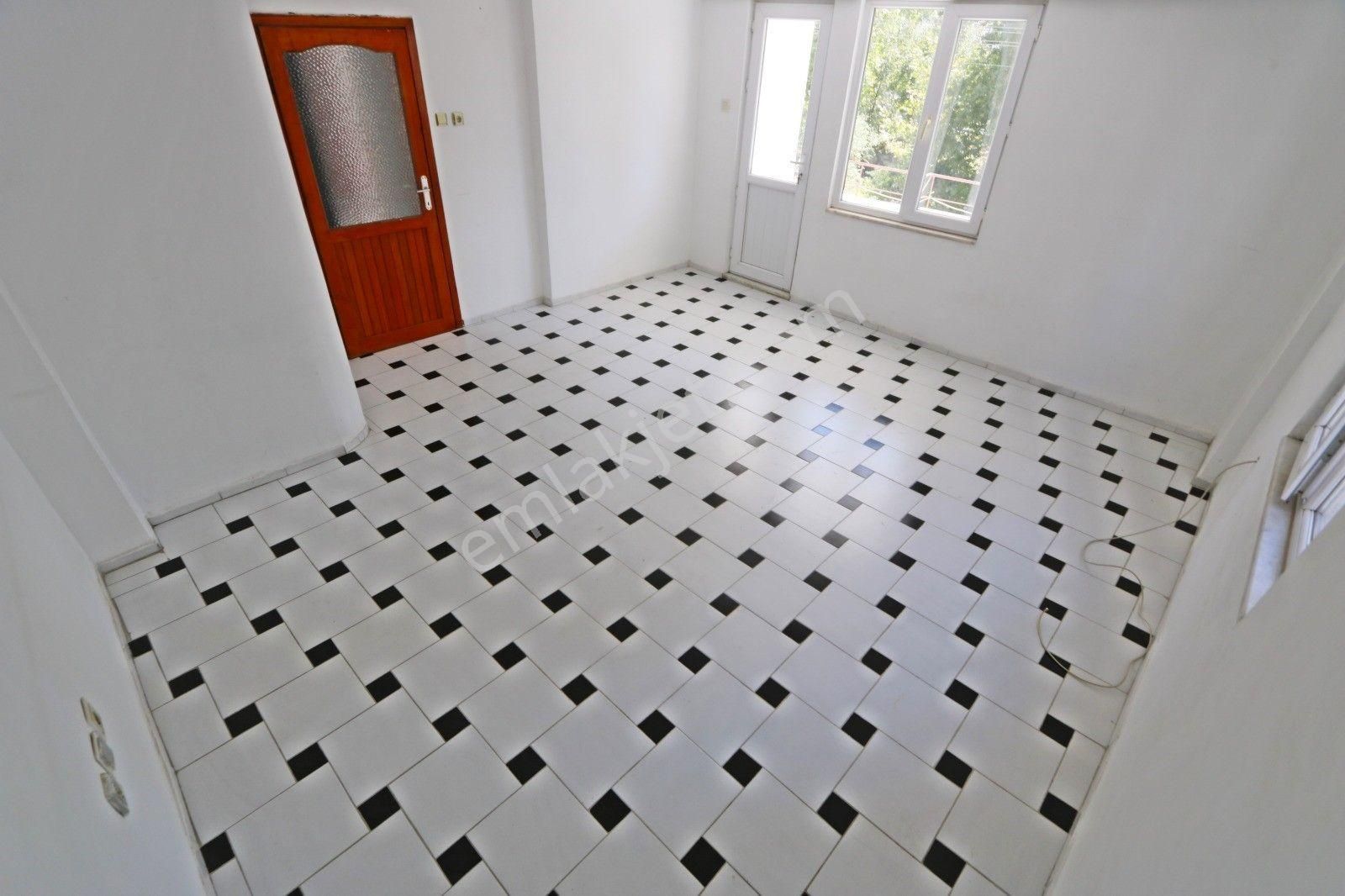 Yüksel'den Akçay'da Çay Manzaralı Arakat Ayrı Mutfaklı 2+1 Daire - Görsel 4