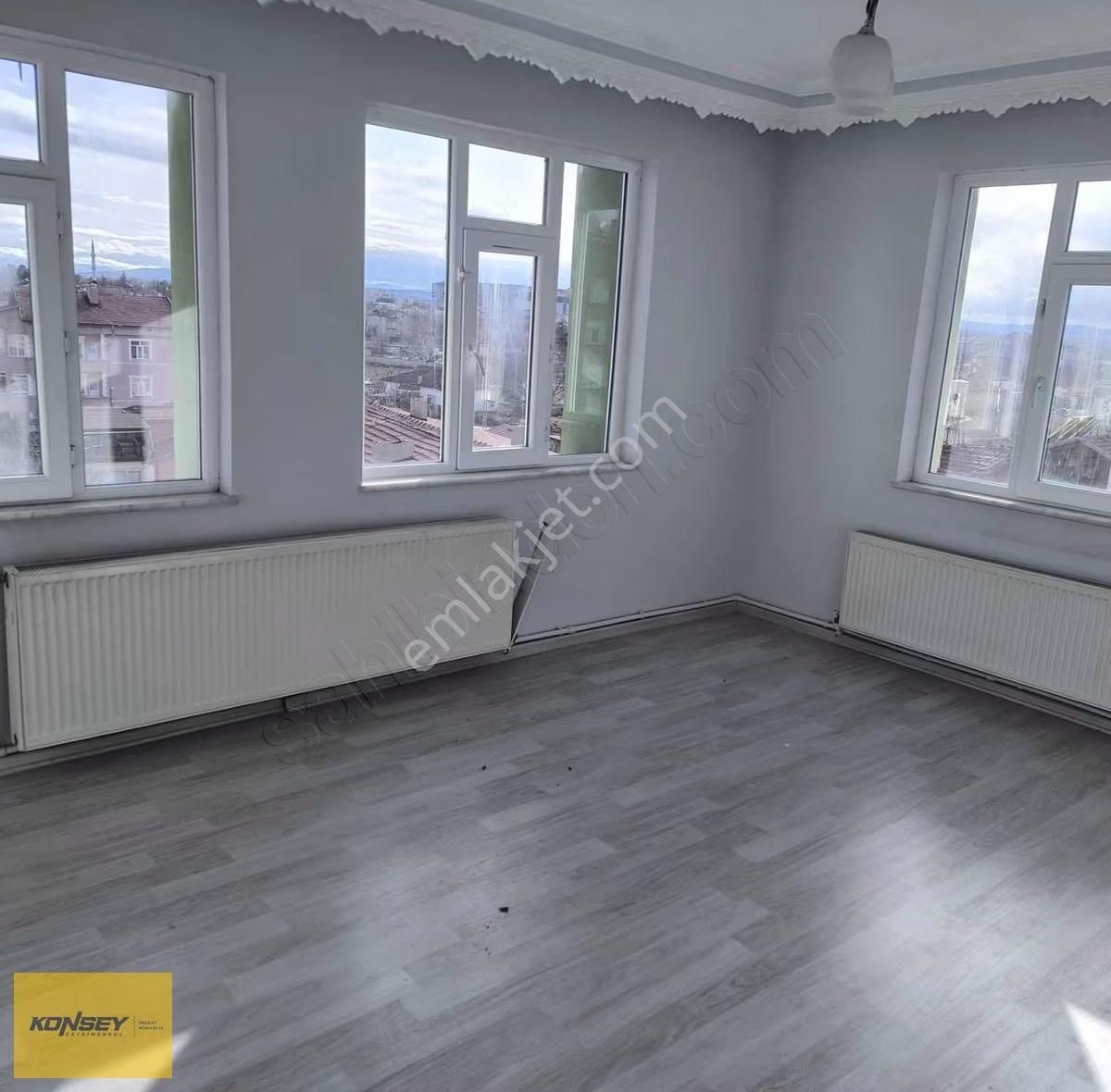 Mustafa Kemal Bulvarı Üzerinde Kiralık 3+1 Daire - Görsel 2