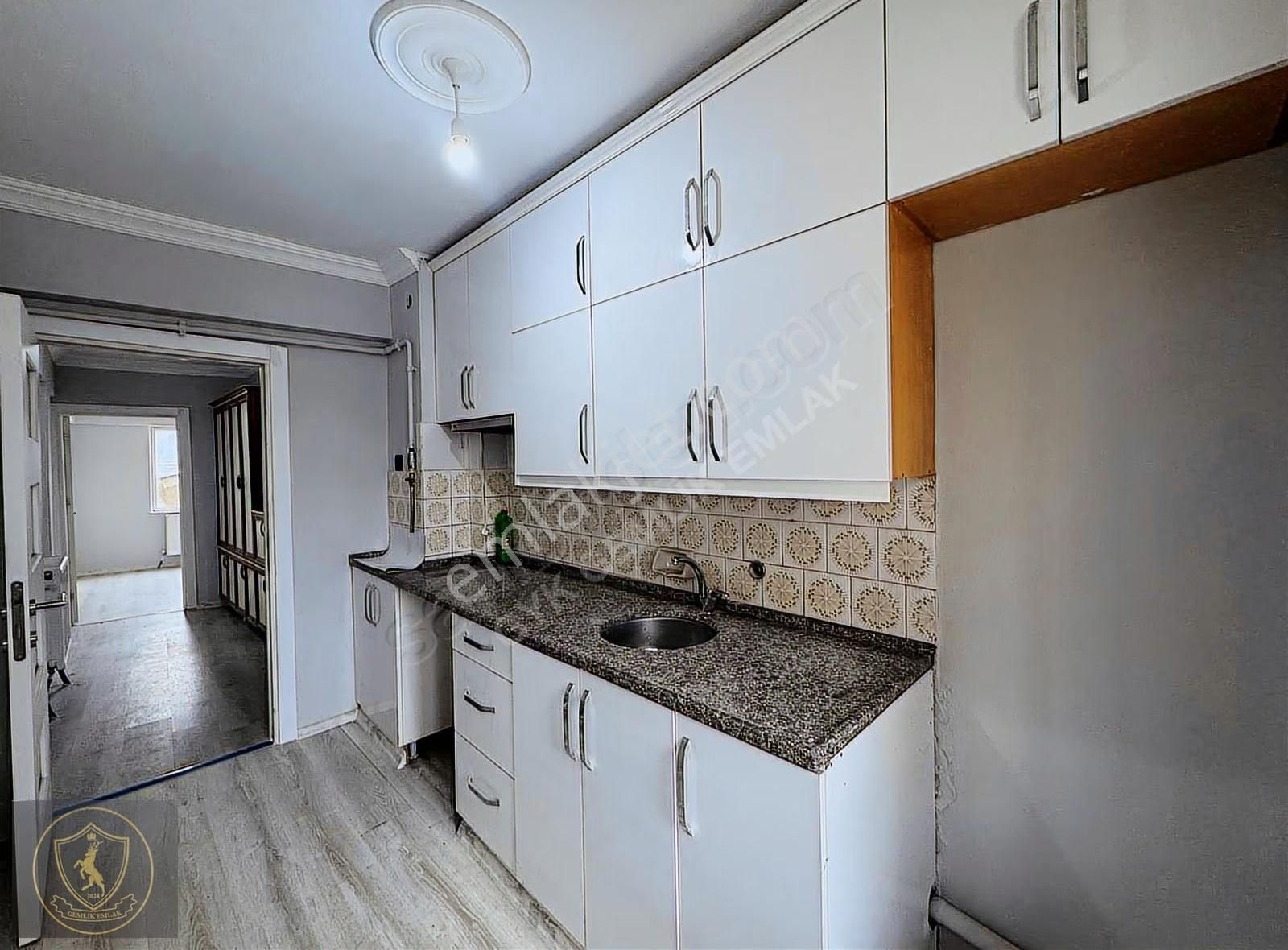 Gemlik Emlaktan Satılık 2+1 Yeni Tadilatı Yapılmış Daire - Görsel 4