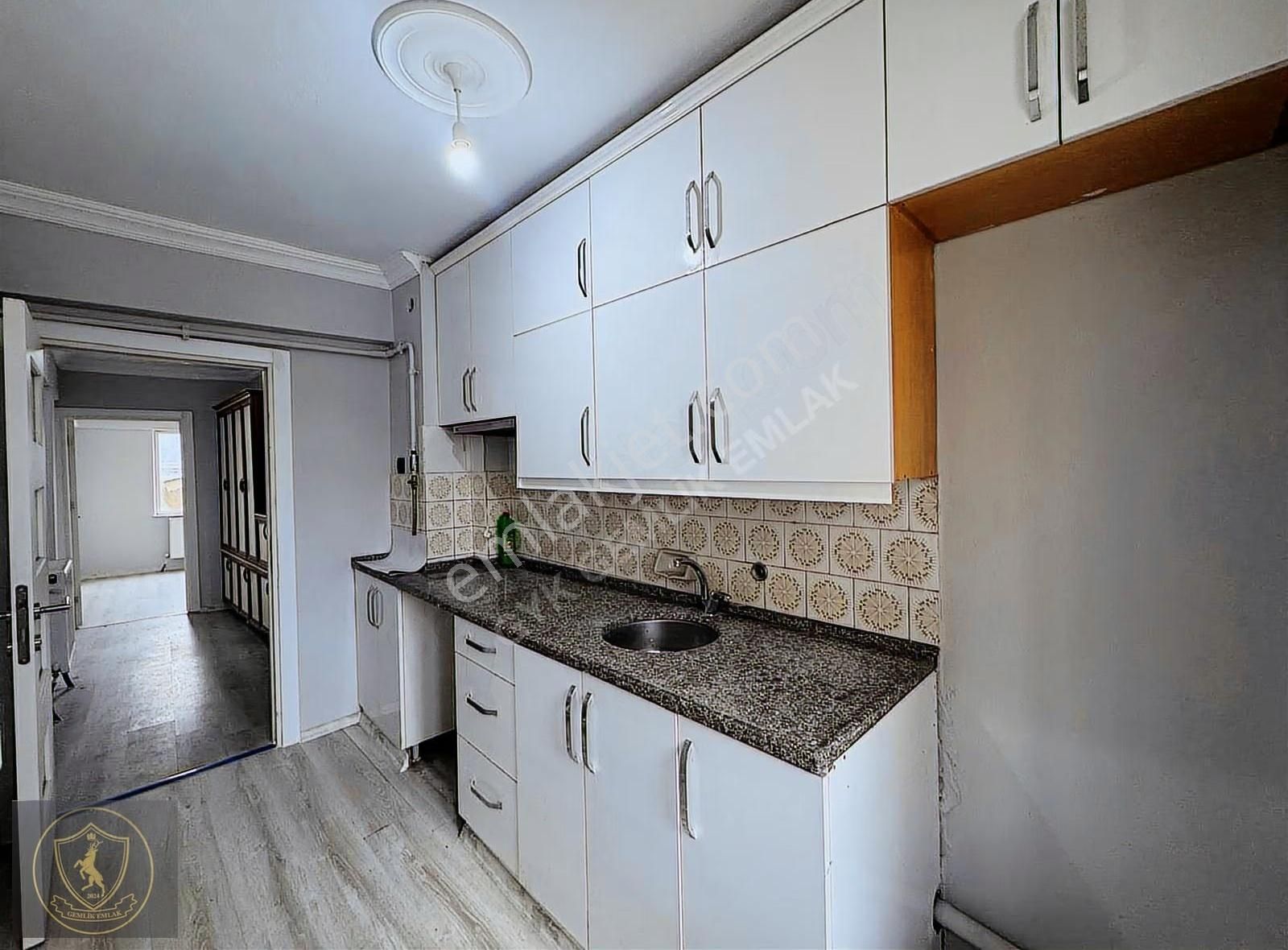 Gemlik Emlaktan Satılık 2+1 Yeni Tadilatı Yapılmış Daire - Görsel 24