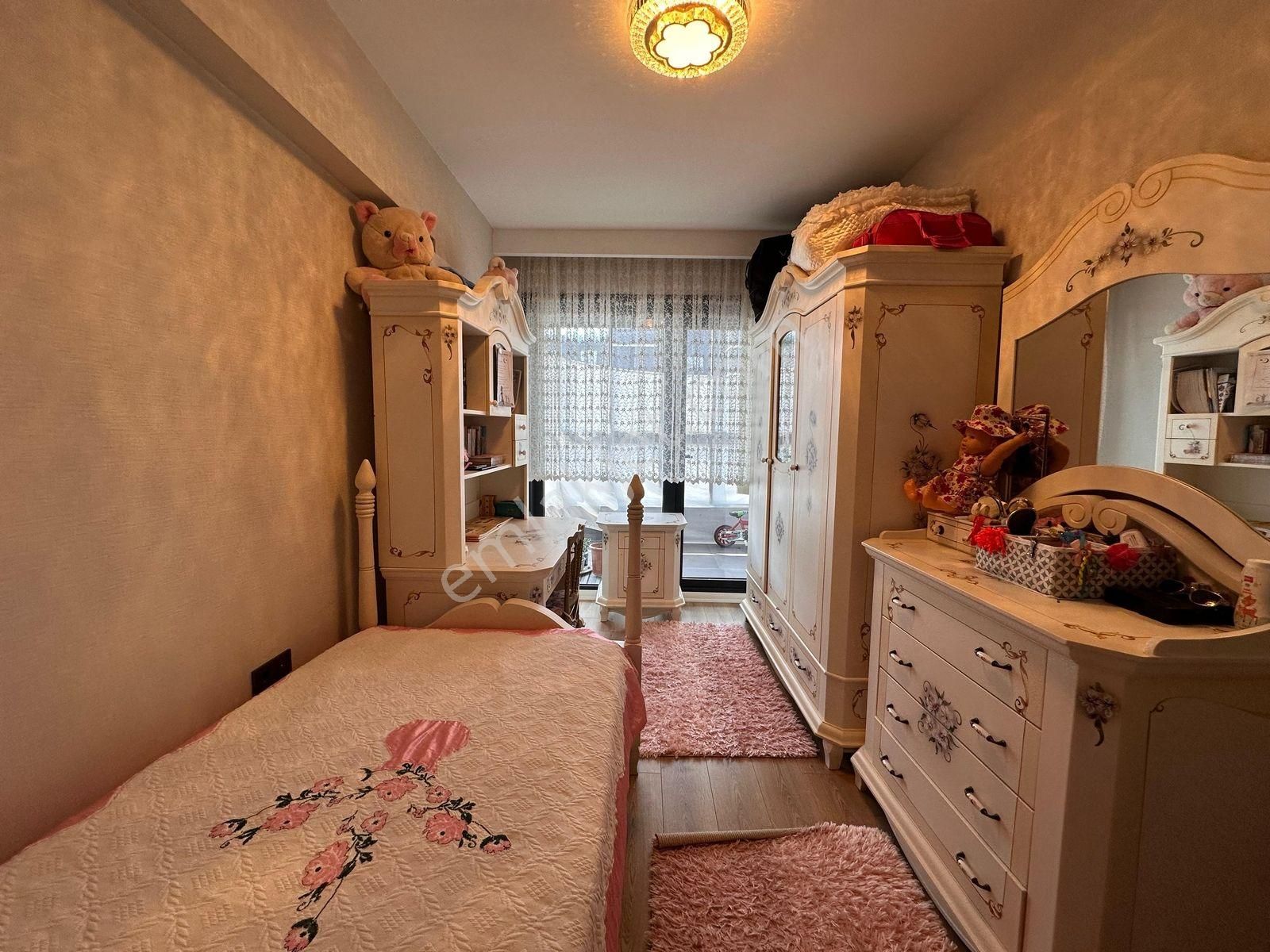 Redstone Castle Park Ova Evleri Yerden Isıtma Satılık 4+1 Daire - Görsel 32