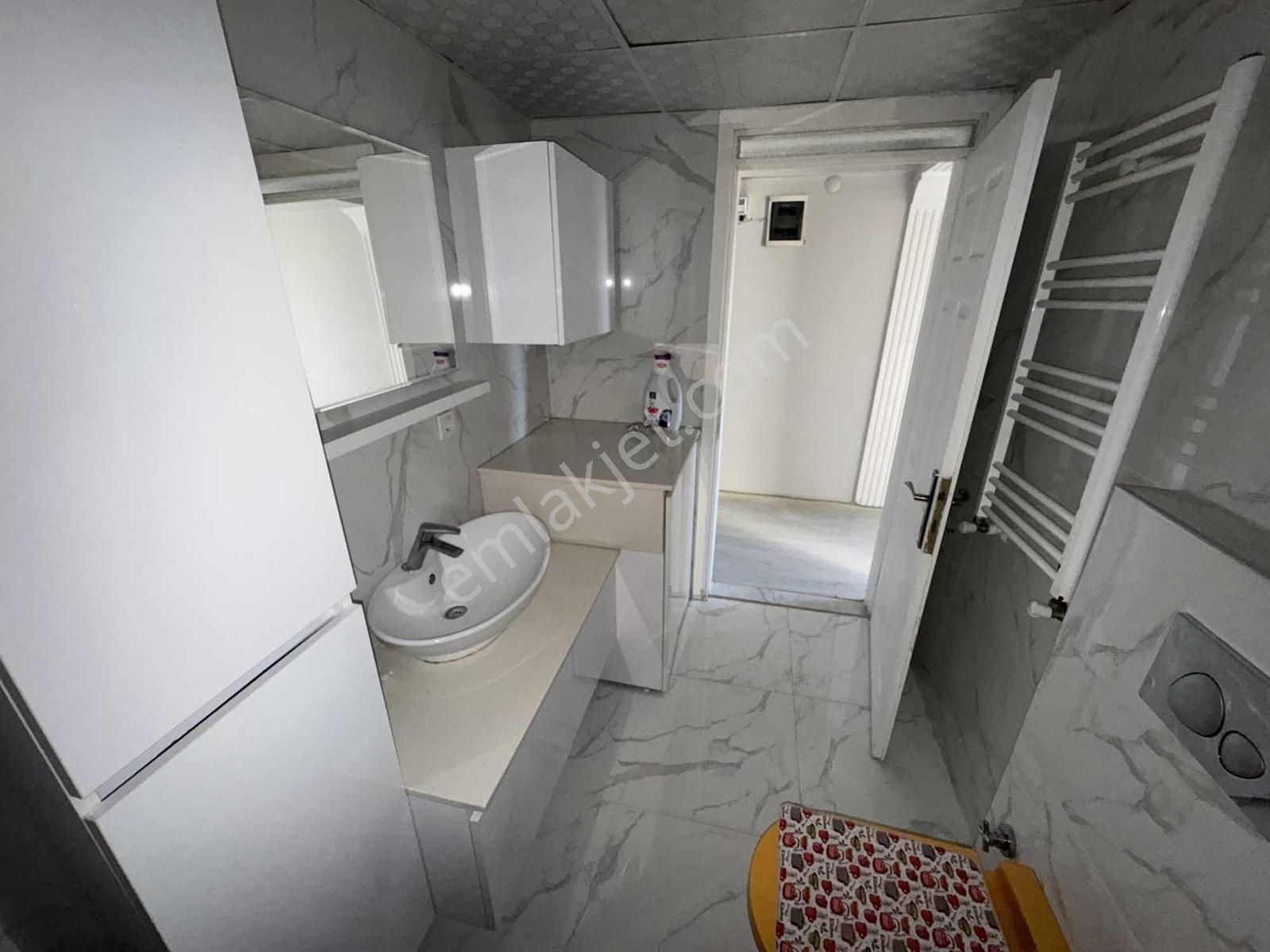 Türker Emlak 3+1 100m2 Hastane Yakını Asansör Otopark - Görsel 4