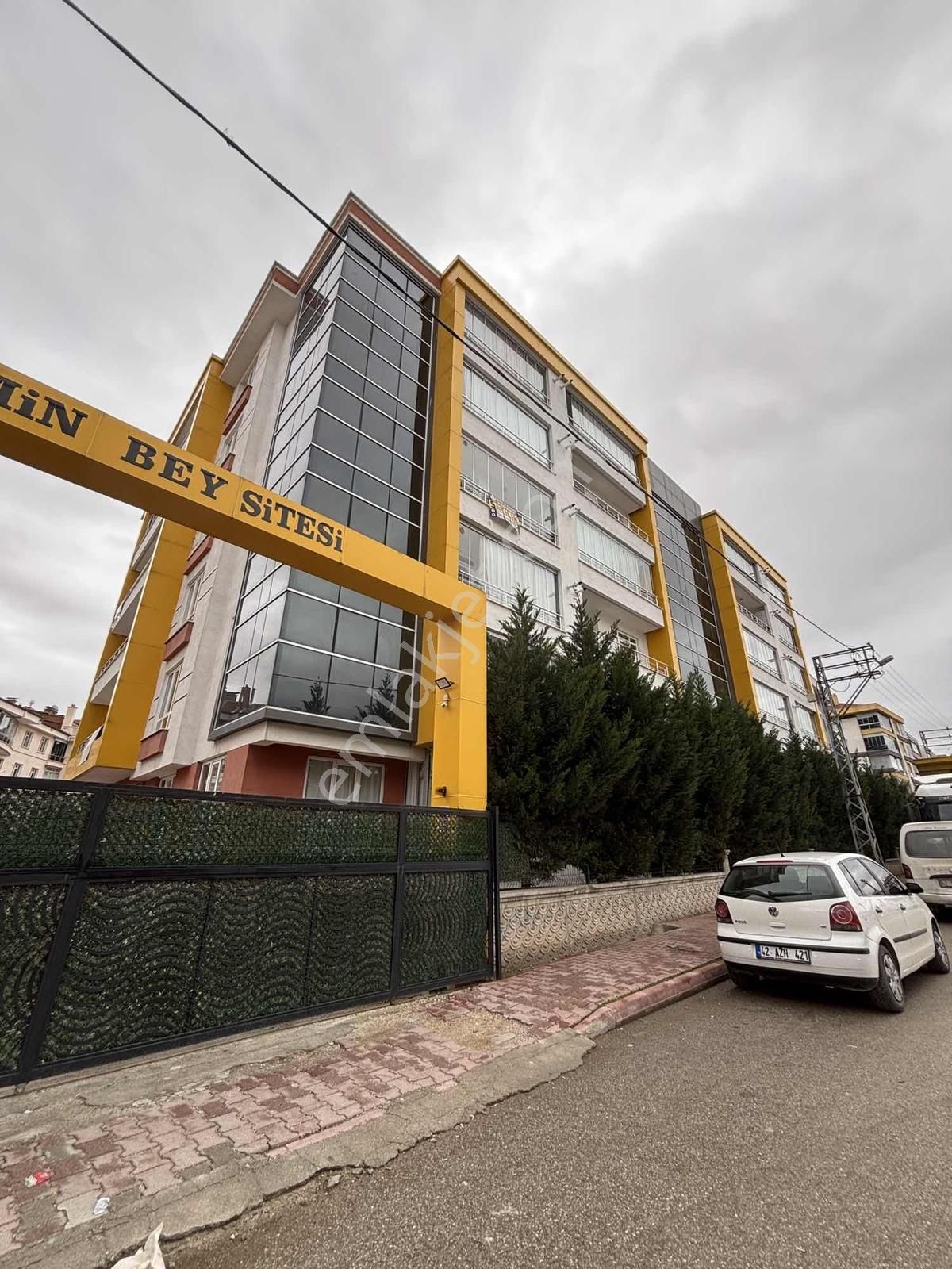 Hamzaoğlu Mah. 3+1 Ara Kat Satılık Daire