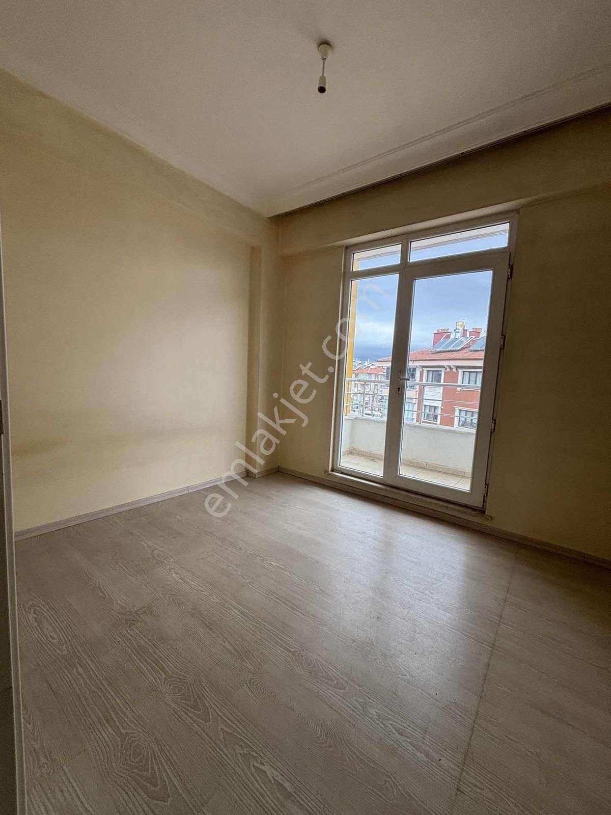 Hamzaoğlu Mah. 3+1 Ara Kat Satılık Daire - Görsel 9