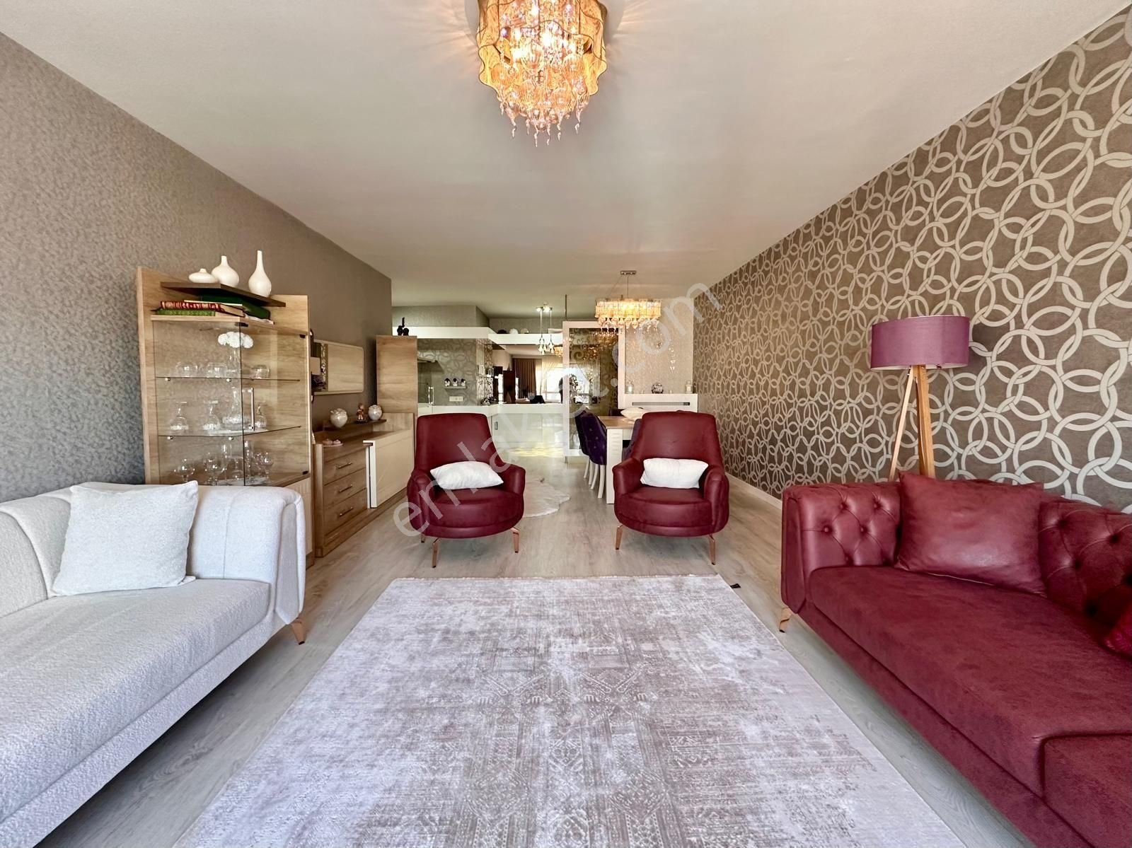 Etimesgut Bahçen Eryaman Konutları Manzaralı Satılık 4+1 Daire