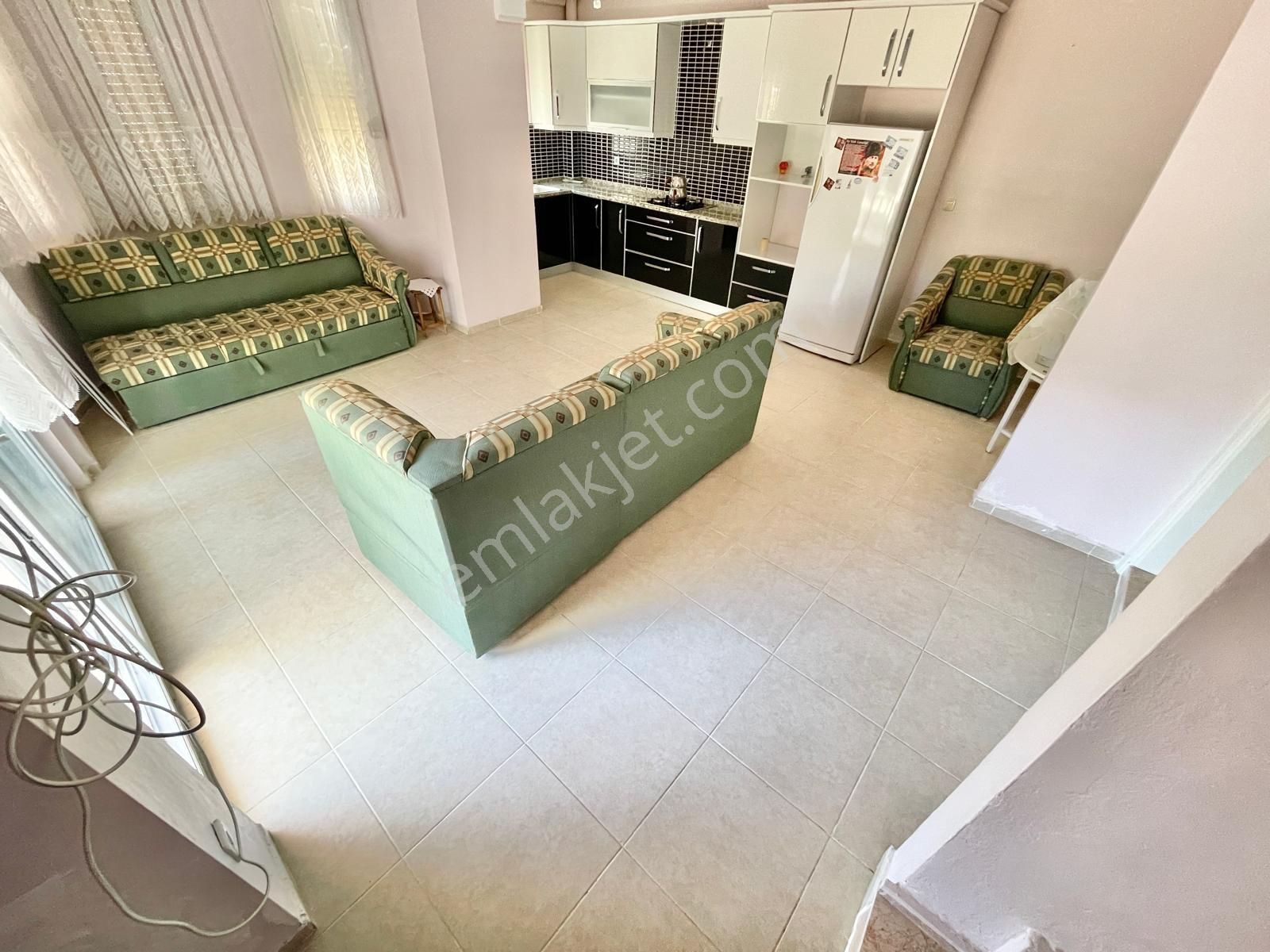 Sadece Berkay Demirel'den Denize Sadece 130m Köşe 3+1 Villa - Görsel 11