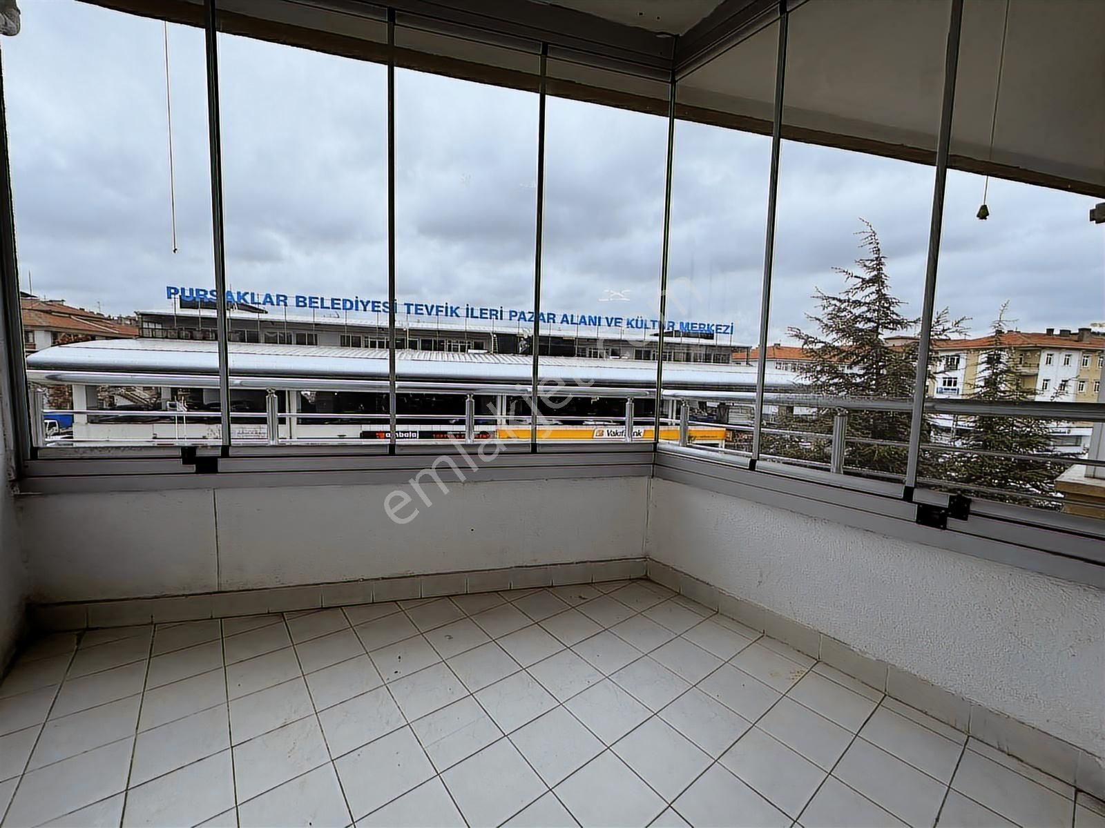 Engin Emlak'tan Protokol Yol'u Yakını Yapılı Masrafsız 3+1 - Görsel 2