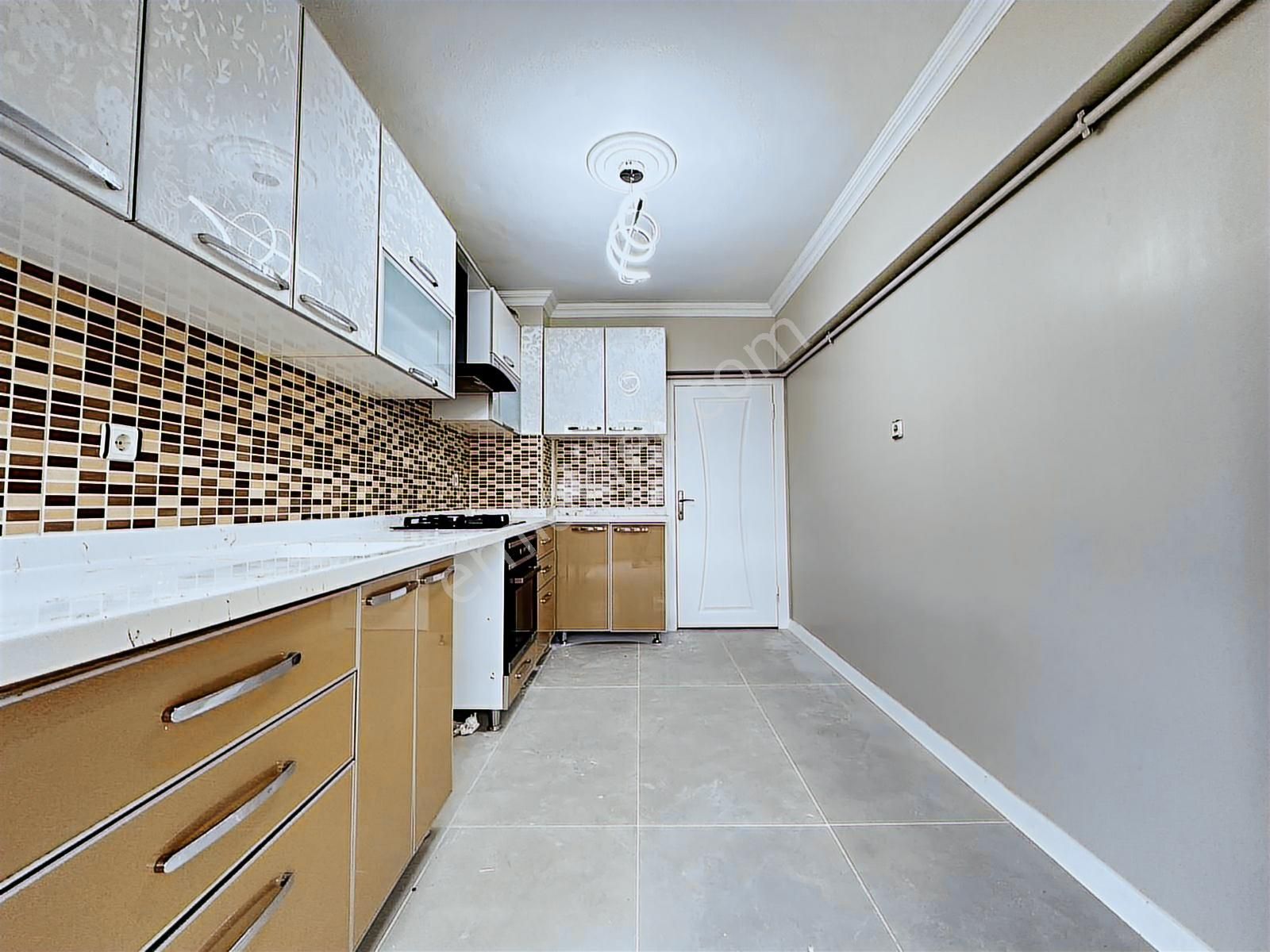 Engin Emlak'tan Protokol Yol'u Yakını Yapılı Masrafsız 3+1