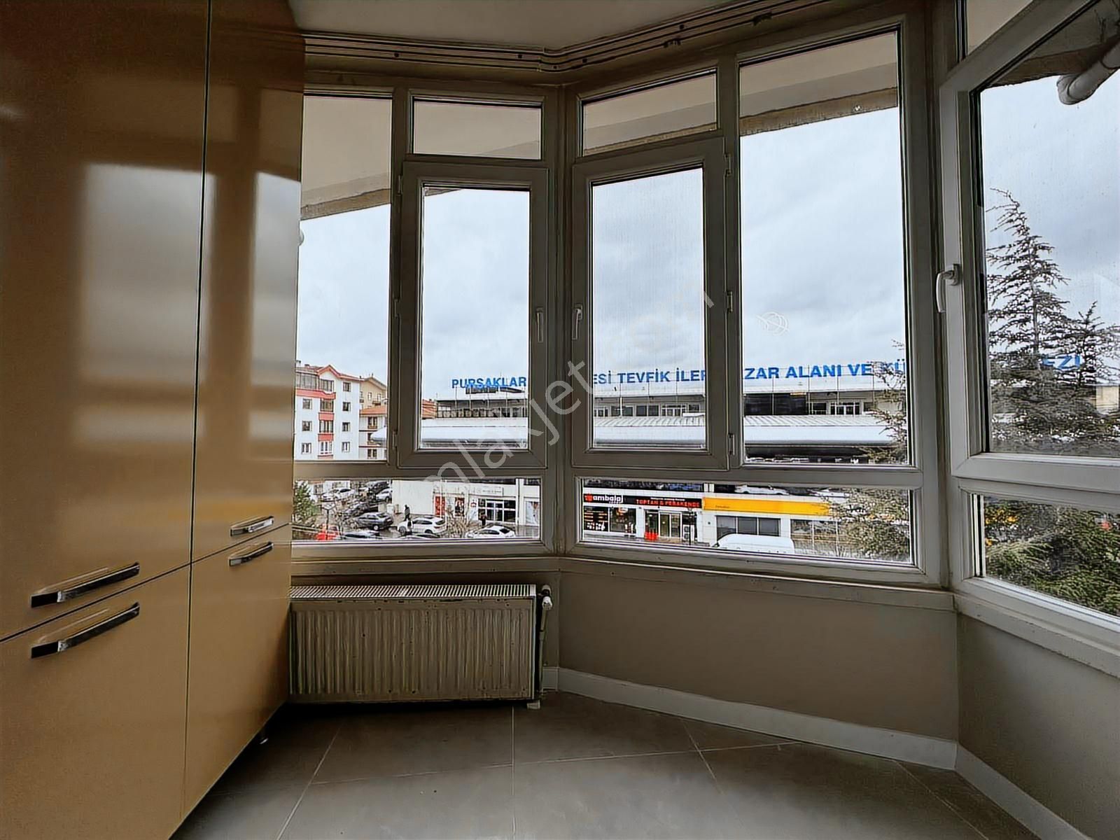 Engin Emlak'tan Protokol Yol'u Yakını Yapılı Masrafsız 3+1 - Görsel 5