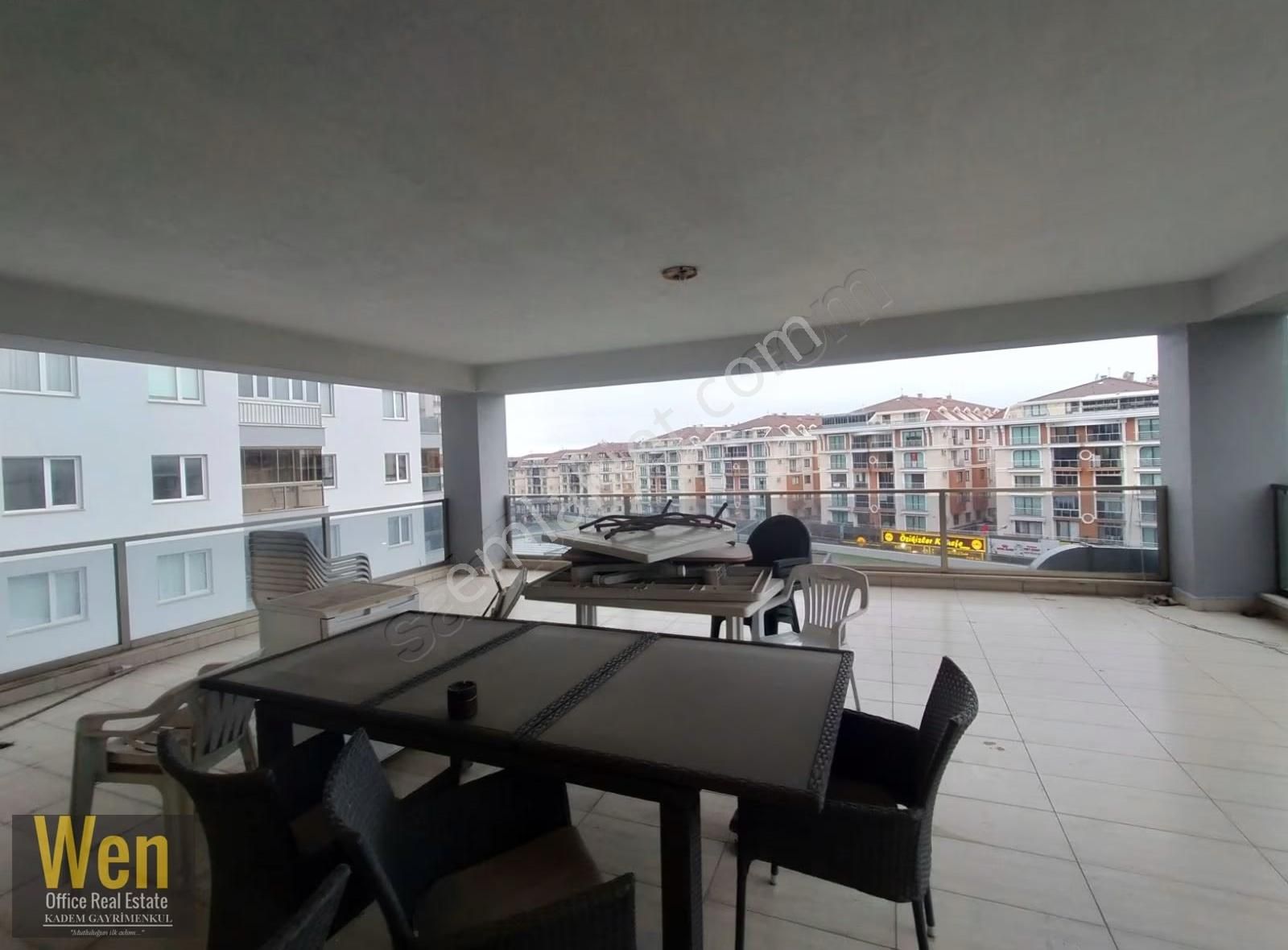 Beylikdüzü Kubis Park Teraslı 2+1 Eşyalı Kiralık Ofis - Görsel 18