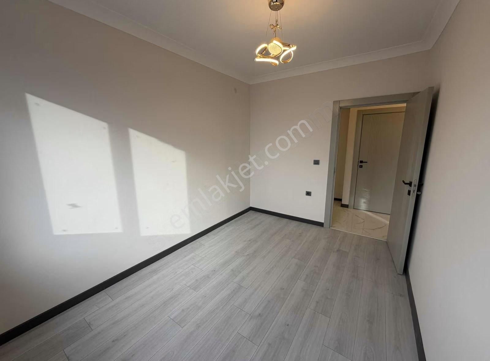 Ozandan Manzaralı Kilerli Süper Lüks 3+1 Daireler - Görsel 4