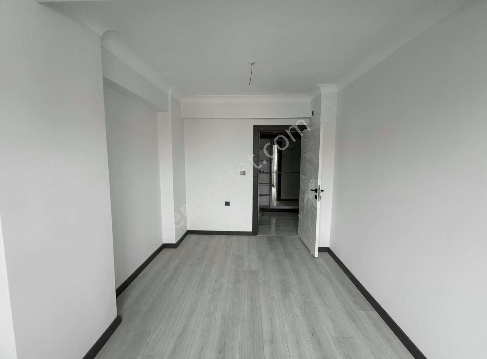 Ozandan Yeşiltepede Satılık Son Kat Sıfır 3+1 Daire - Görsel 16