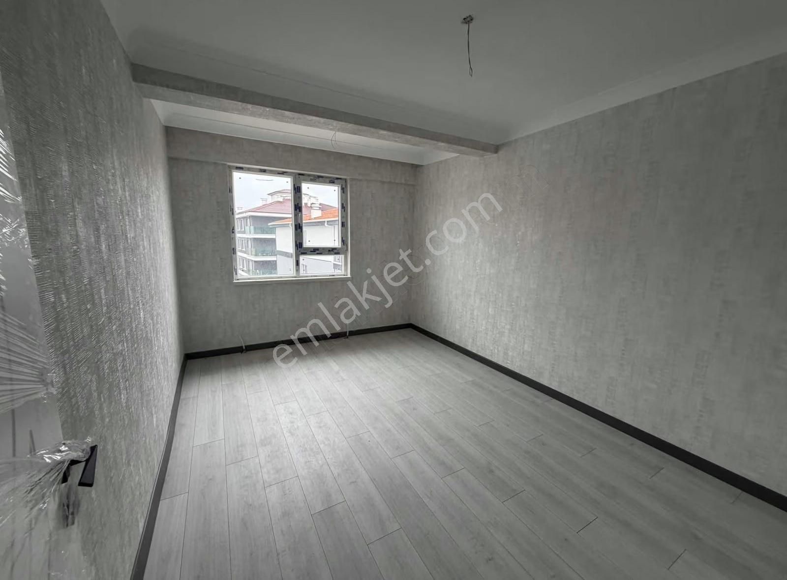 Ozandan Yeşiltepede Satılık Son Kat Sıfır 3+1 Daire - Görsel 17