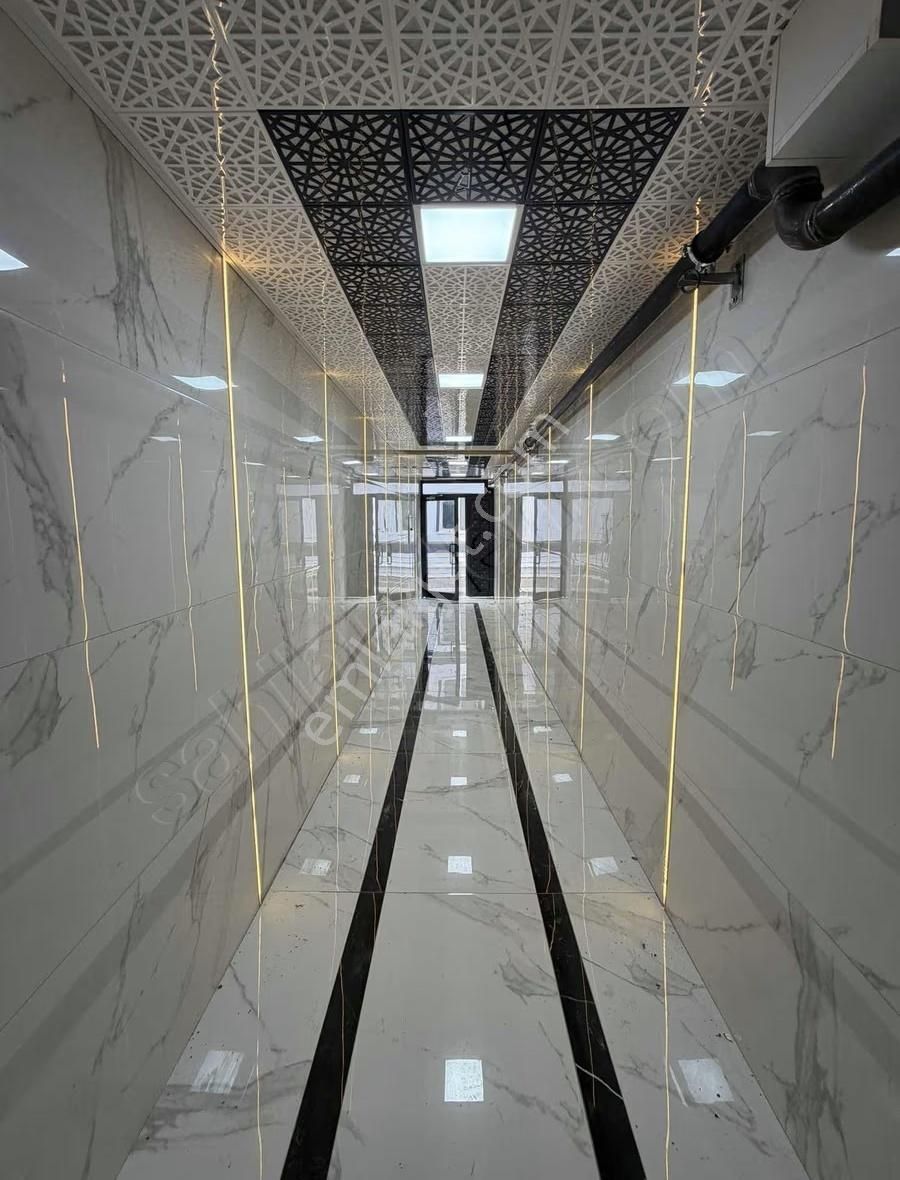 Ozandan Yeşiltepede Satılık Son Kat Sıfır 3+1 Daire - Görsel 21