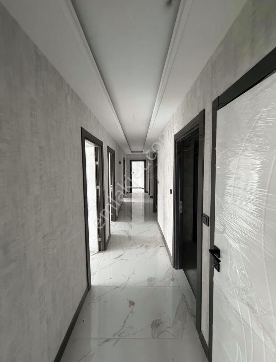 Ozandan Yeşiltepede Satılık Son Kat Sıfır 3+1 Daire - Görsel 11