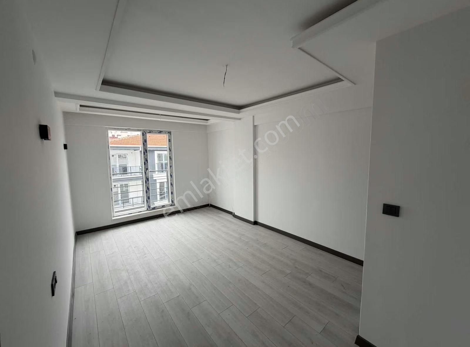 Ozandan Yeşiltepede Satılık Son Kat Sıfır 3+1 Daire - Görsel 12