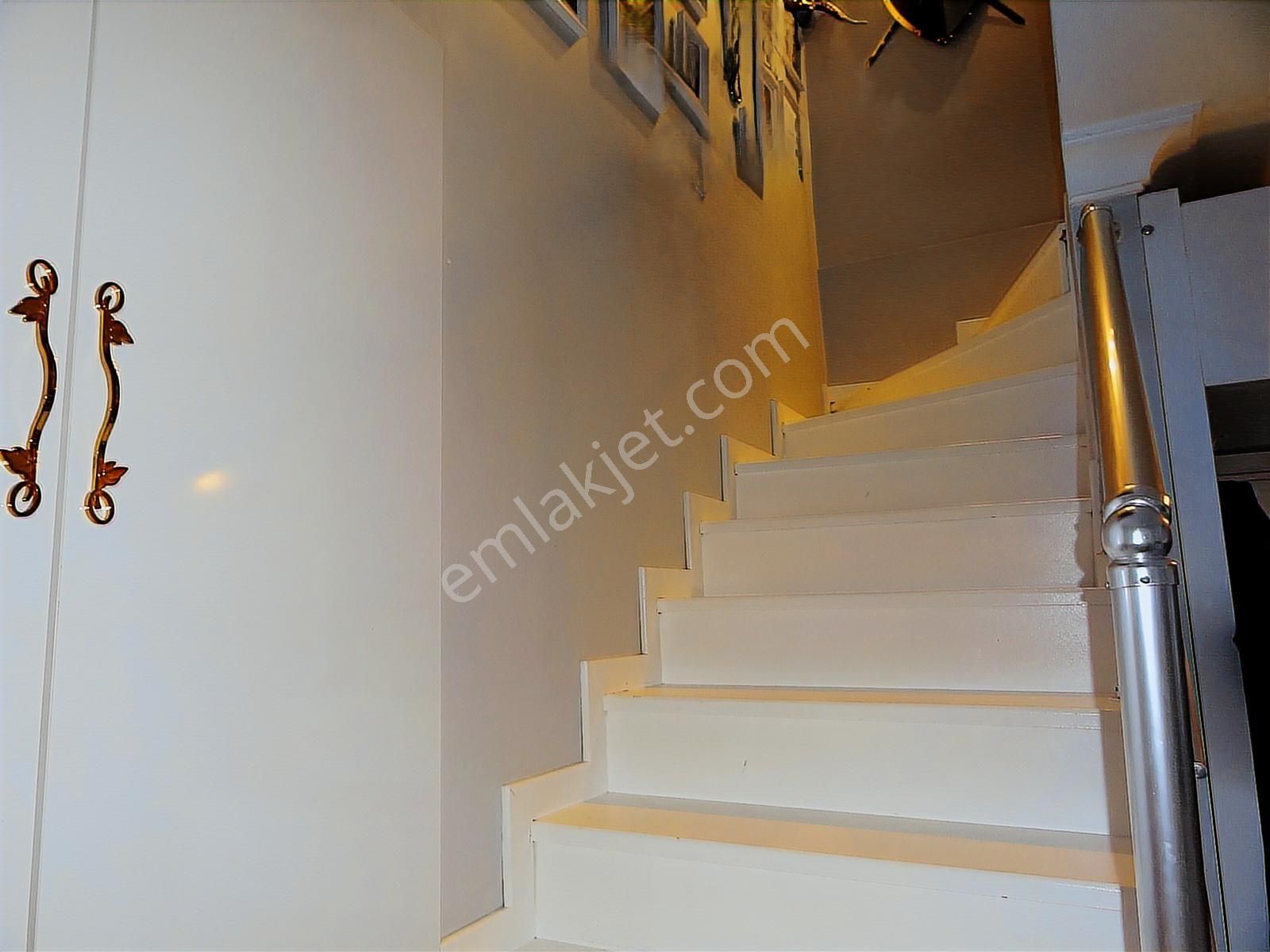 Ünalan Metro-metrobüs Yakını Satılık Teraslı Dubleks Daire 3+1 - Görsel 28