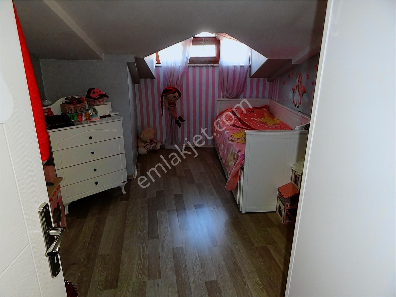 Ünalan Metro-metrobüs Yakını Satılık Teraslı Dubleks Daire 3+1 - Görsel 19