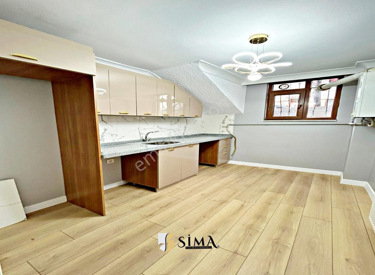 Metrobüsün Dibinde Giriş Kat Seviyesinde Dekorlu 2+1 Satılık Daire - Görsel 13