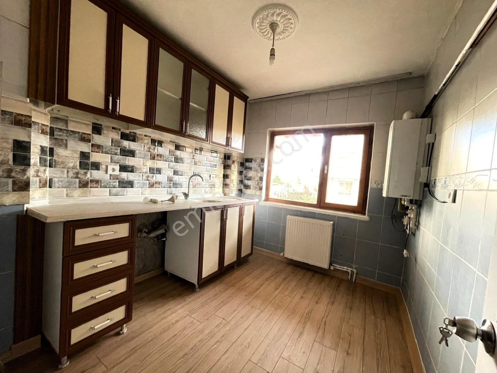 ꧁▇yılmaz'dan▇꧂cadde Yakınında Masrafsız Yüksek Giriş 2+1 Daire