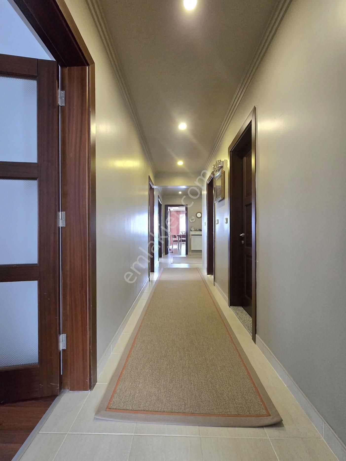 Gerzele'de Şehir Manzaralı, Site İçinde 241 M² 3+1 Daire - Görsel 5