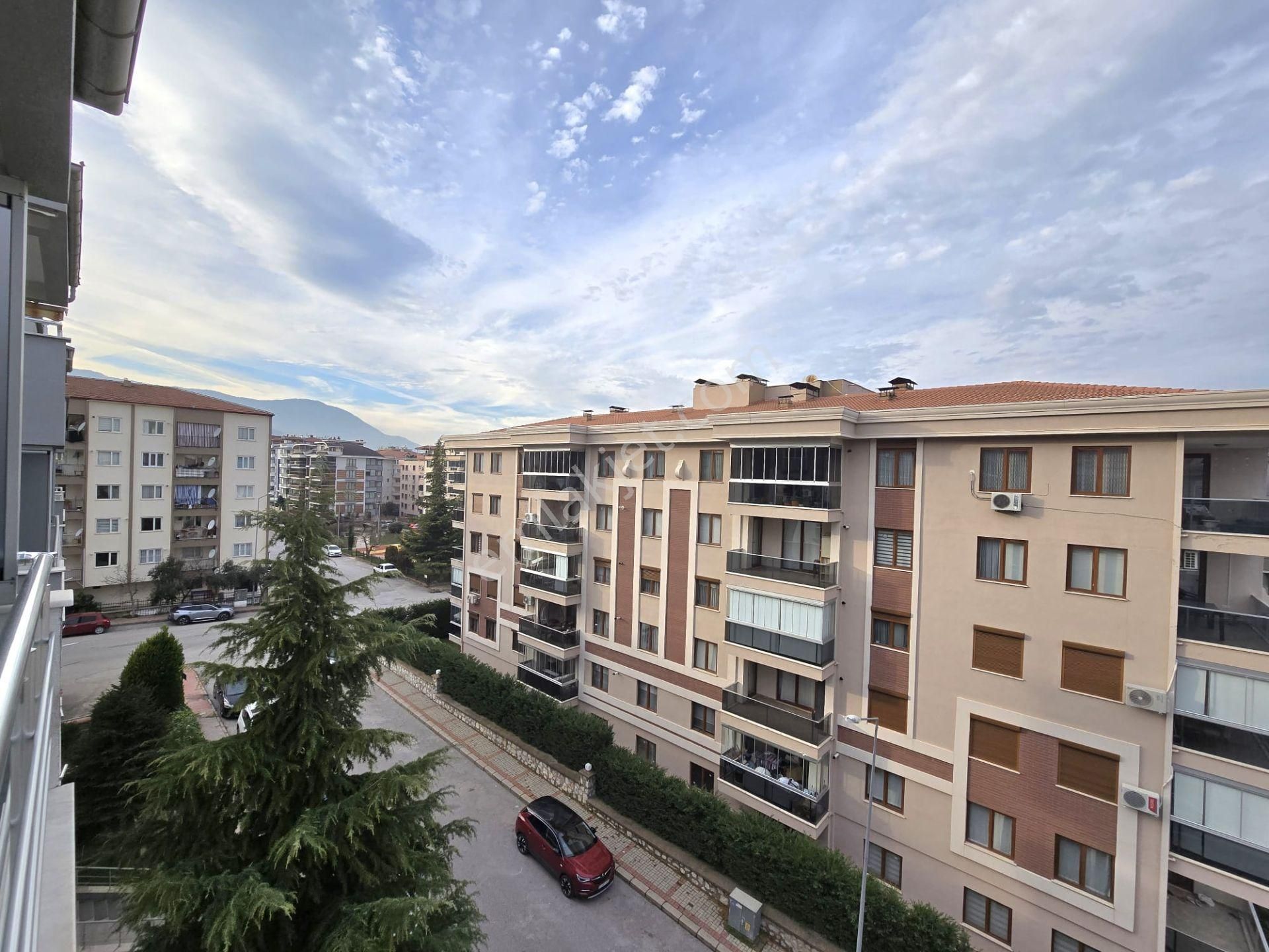 Gerzele'de Şehir Manzaralı, Site İçinde 241 M² 3+1 Daire - Görsel 12