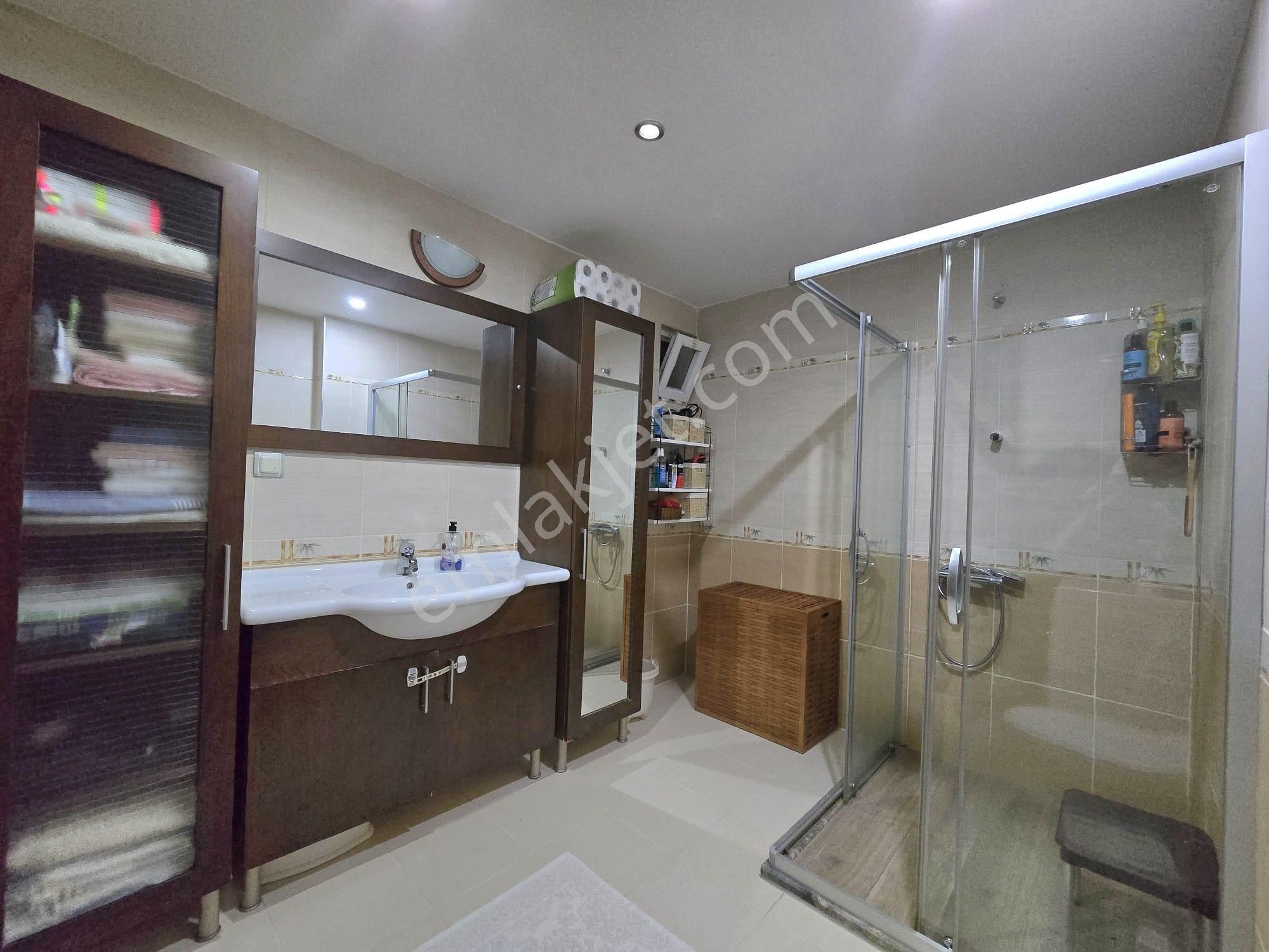 Gerzele'de Şehir Manzaralı, Site İçinde 241 M² 3+1 Daire - Görsel 32