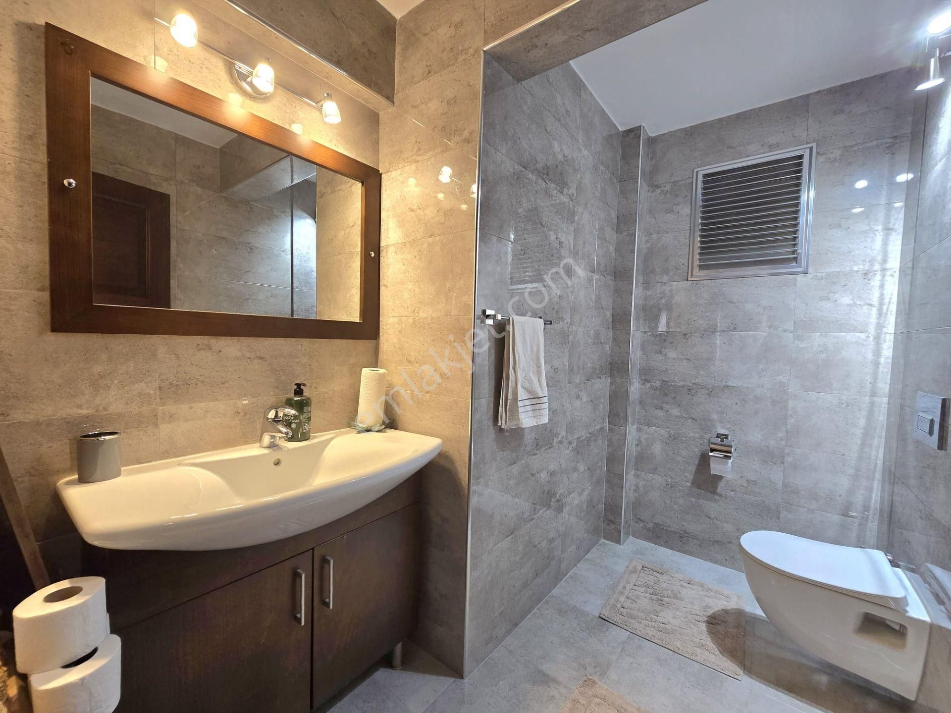 Gerzele'de Şehir Manzaralı, Site İçinde 241 M² 3+1 Daire - Görsel 34