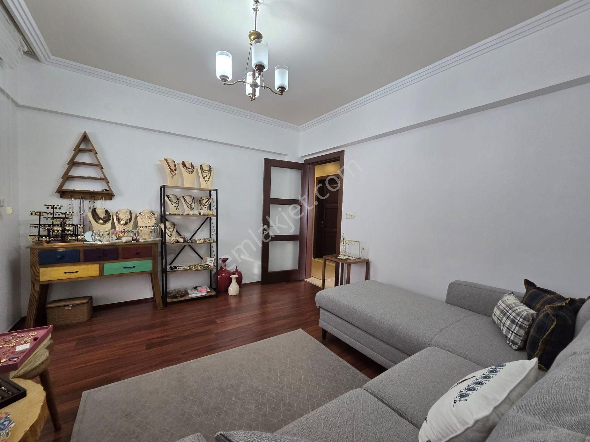 Gerzele'de Şehir Manzaralı, Site İçinde 241 M² 3+1 Daire - Görsel 24